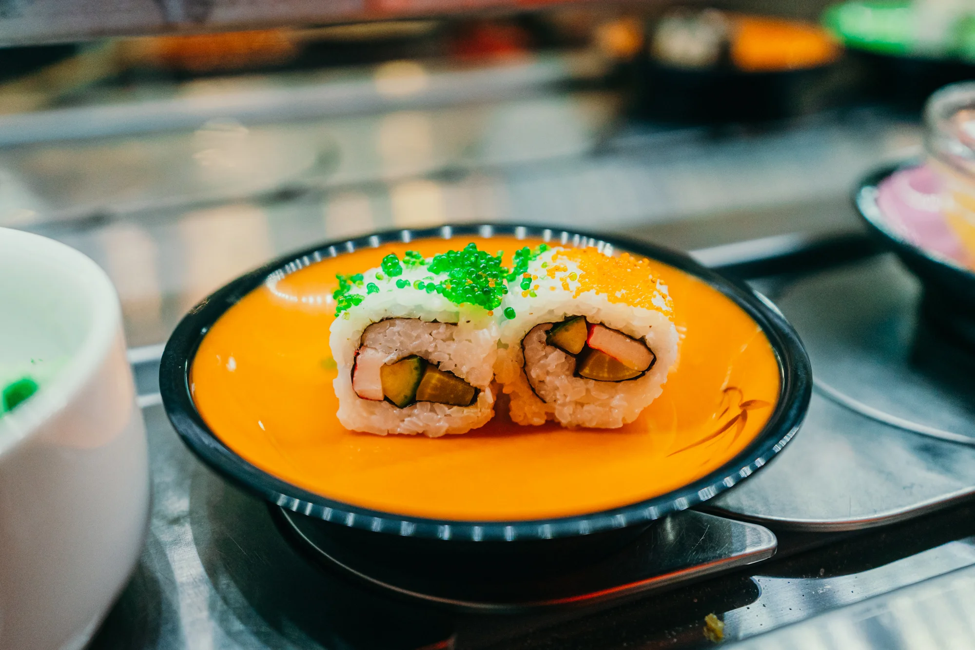 Running sushi: 2 hodiny neomezené konzumace sushi a dalších asijských specialit
