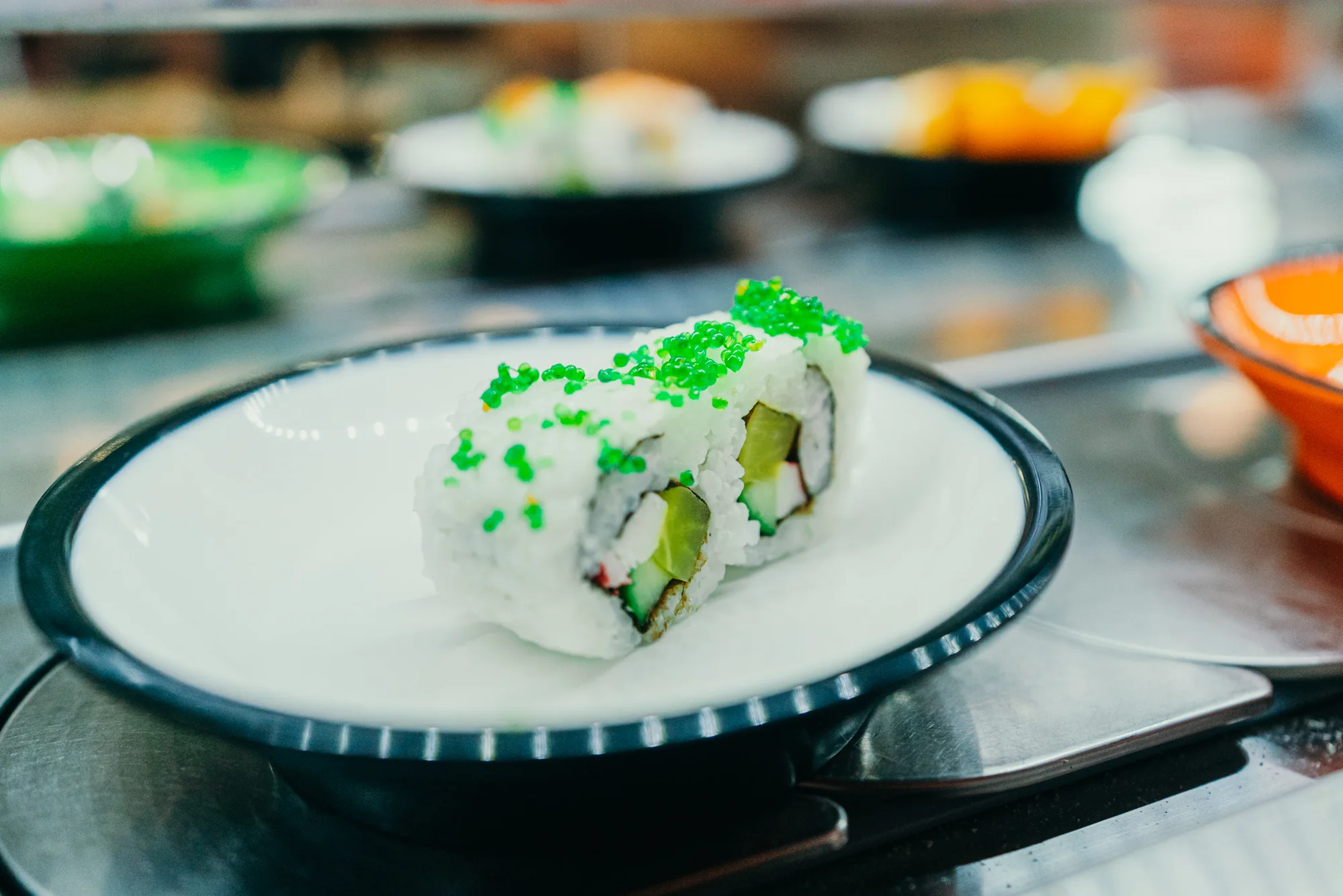 Running sushi: 2 hodiny neomezené konzumace sushi a dalších asijských specialit