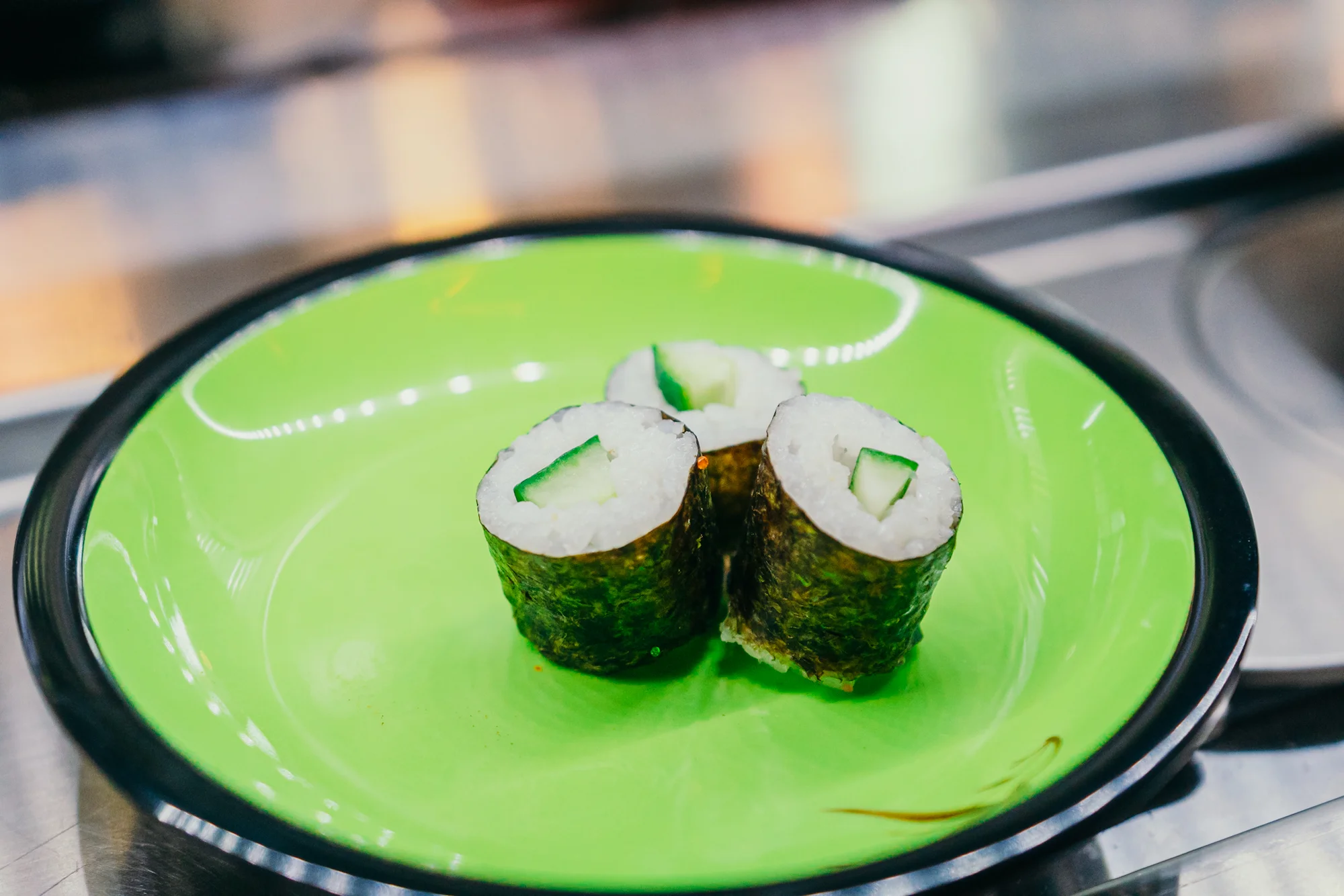 Running sushi: 2 hodiny neomezené konzumace sushi a dalších asijských specialit