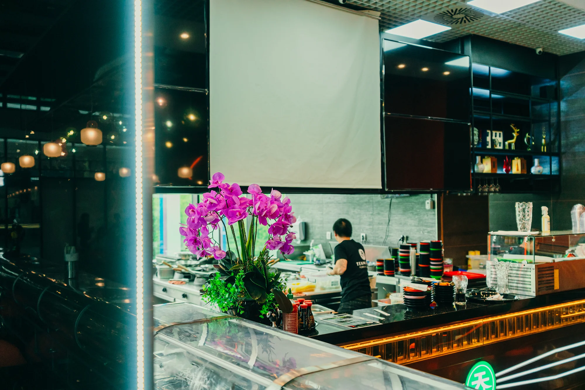 Running sushi: 2 hodiny neomezené konzumace sushi a dalších asijských specialit