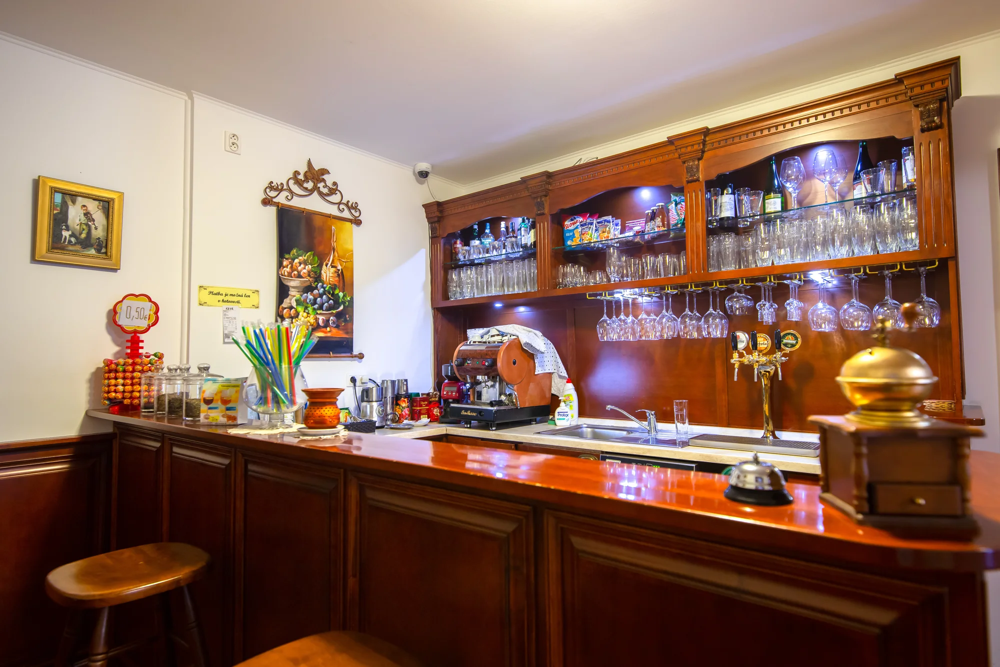 Skvělý odpočinek ve 3* rodinném hotelu ve Veľkém Mederu vč. polopenze