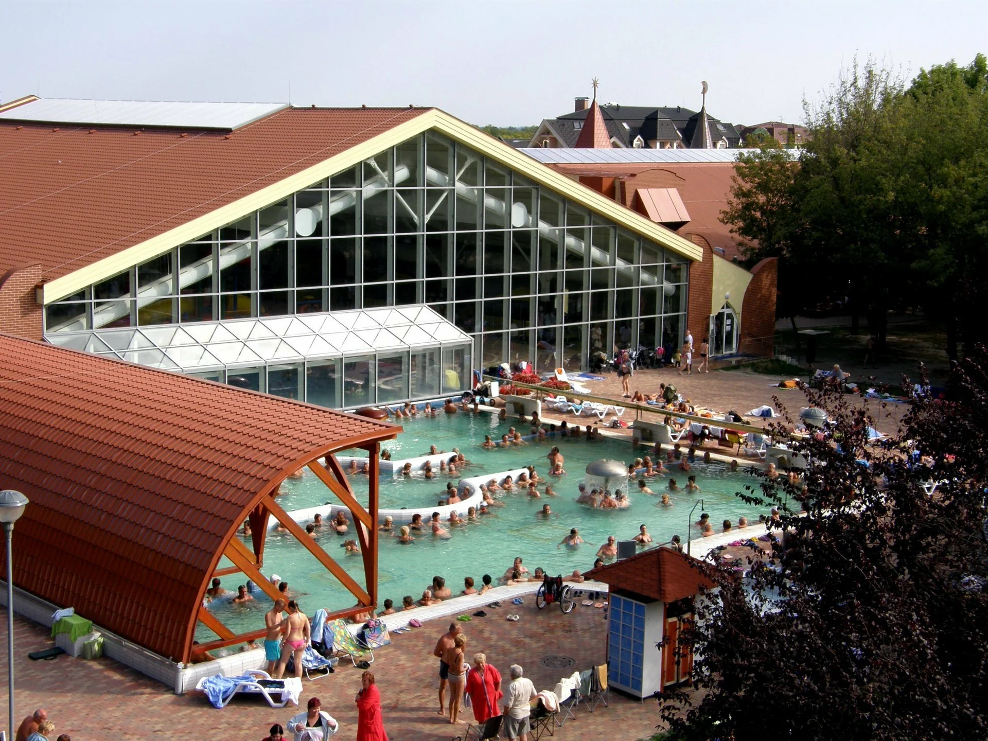 Skvělý odpočinek ve 3* rodinném hotelu ve Veľkém Mederu vč. polopenze