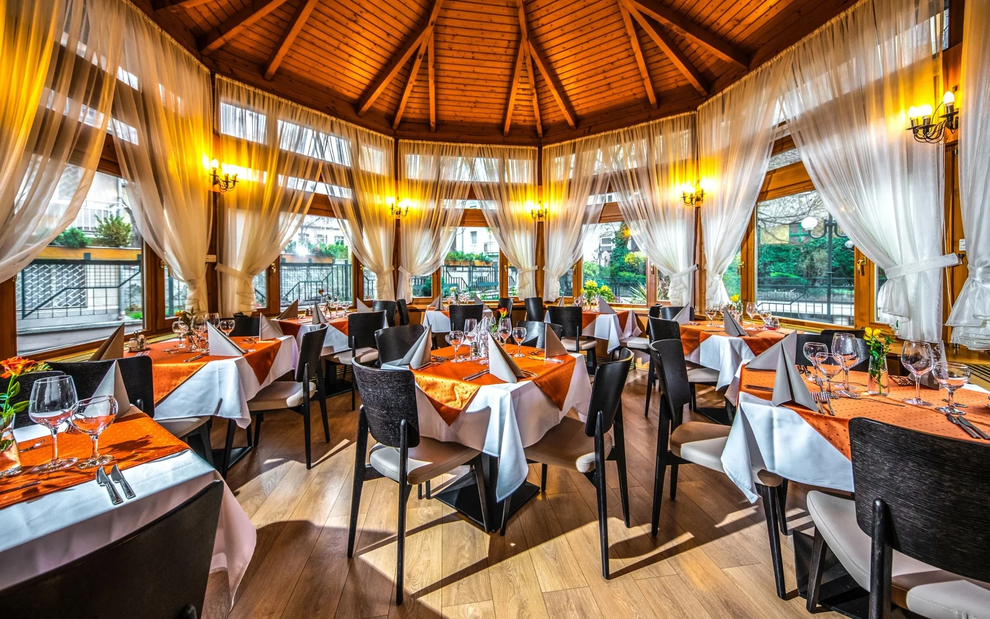 Dovolená v Budapešti: hotel blízko centra města se snídaní a welcome drinkem