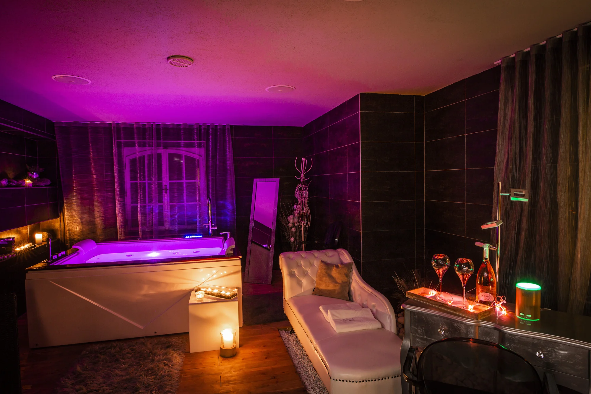 Dovolená v Beskydech: luxusní designový garden hotel s vynikající kuchyní, wellness i přírodním koupáním