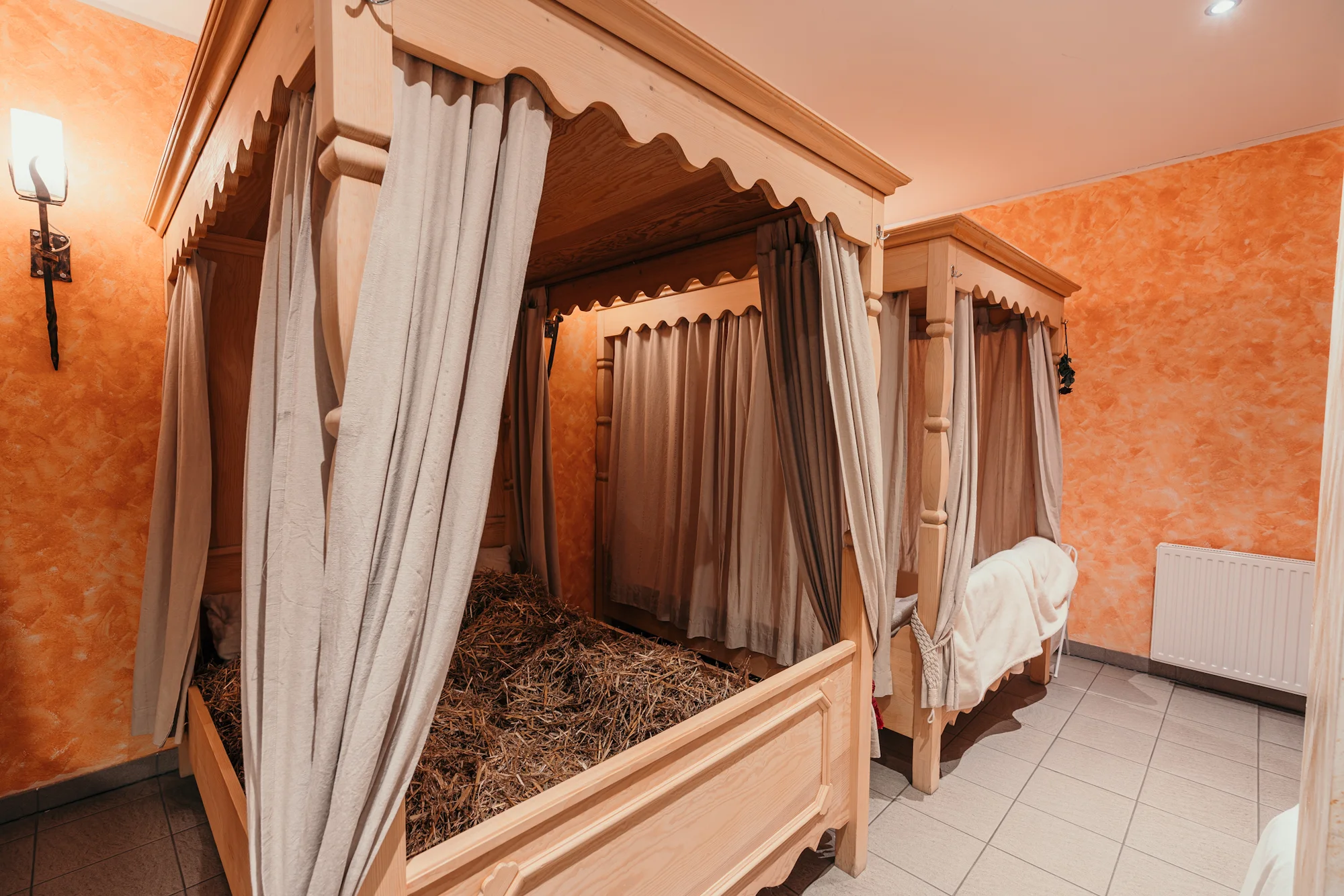 Lenošte spolu: vířivka, sauna i privátní koupel v kádi a neomezené pití piva pro 2 osoby
