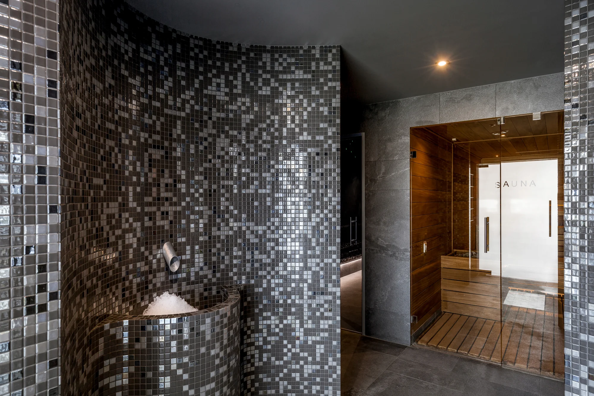 Pobyt v polských Krkonoších: apartmány u jezera Sosnówka, snídaně či polopenze a wellness