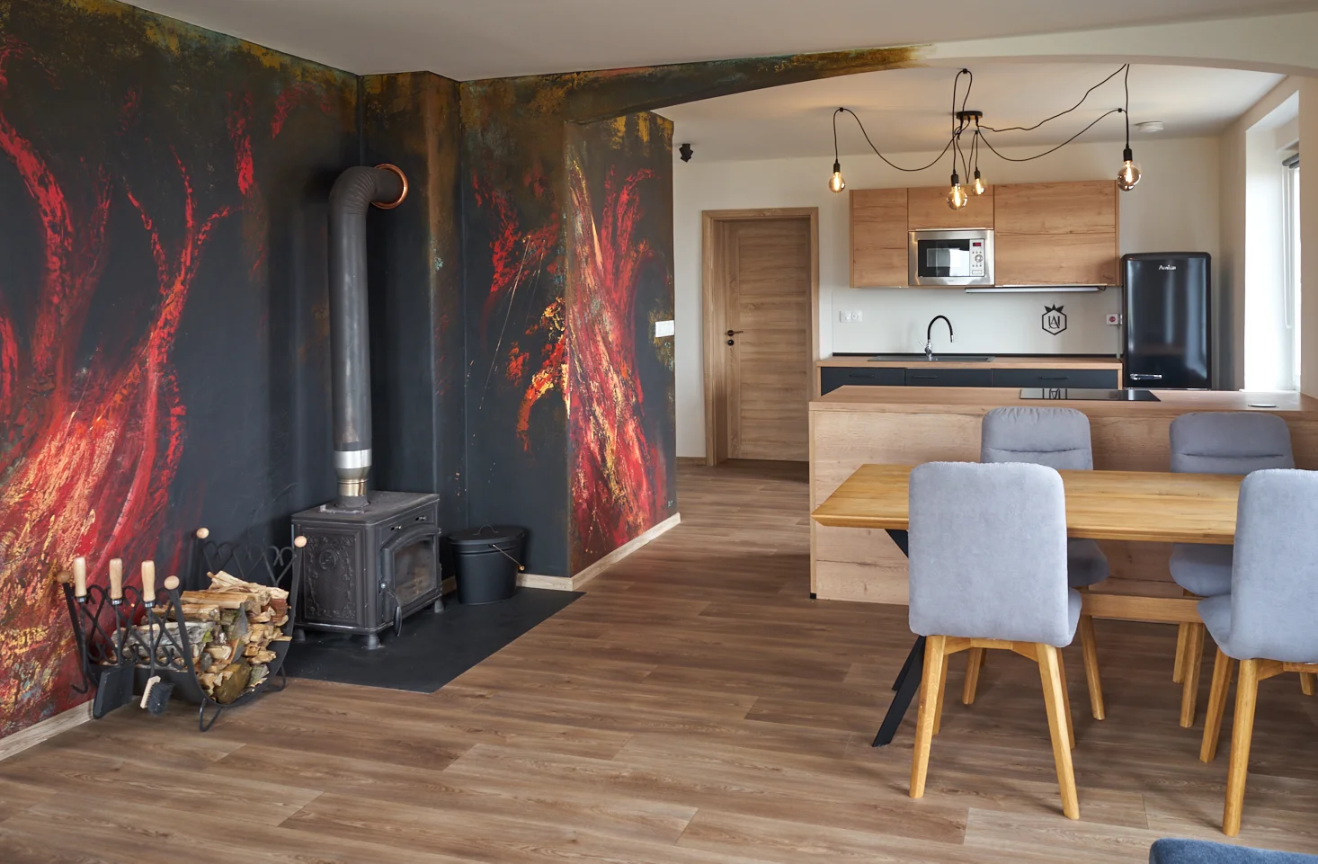 Krásné apartmány na hřebeni Krušných hor až pro 4 osoby: úžasné výhledy a venkovní koupání