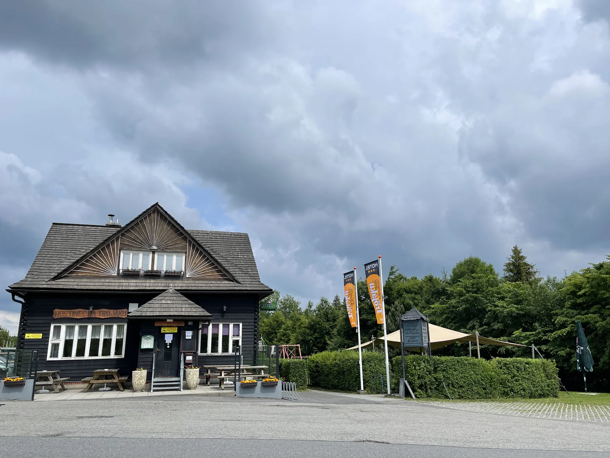 Pohodový pobyt pod Hostýnem: polopenze, vířivka, sport, neomezeně bazén