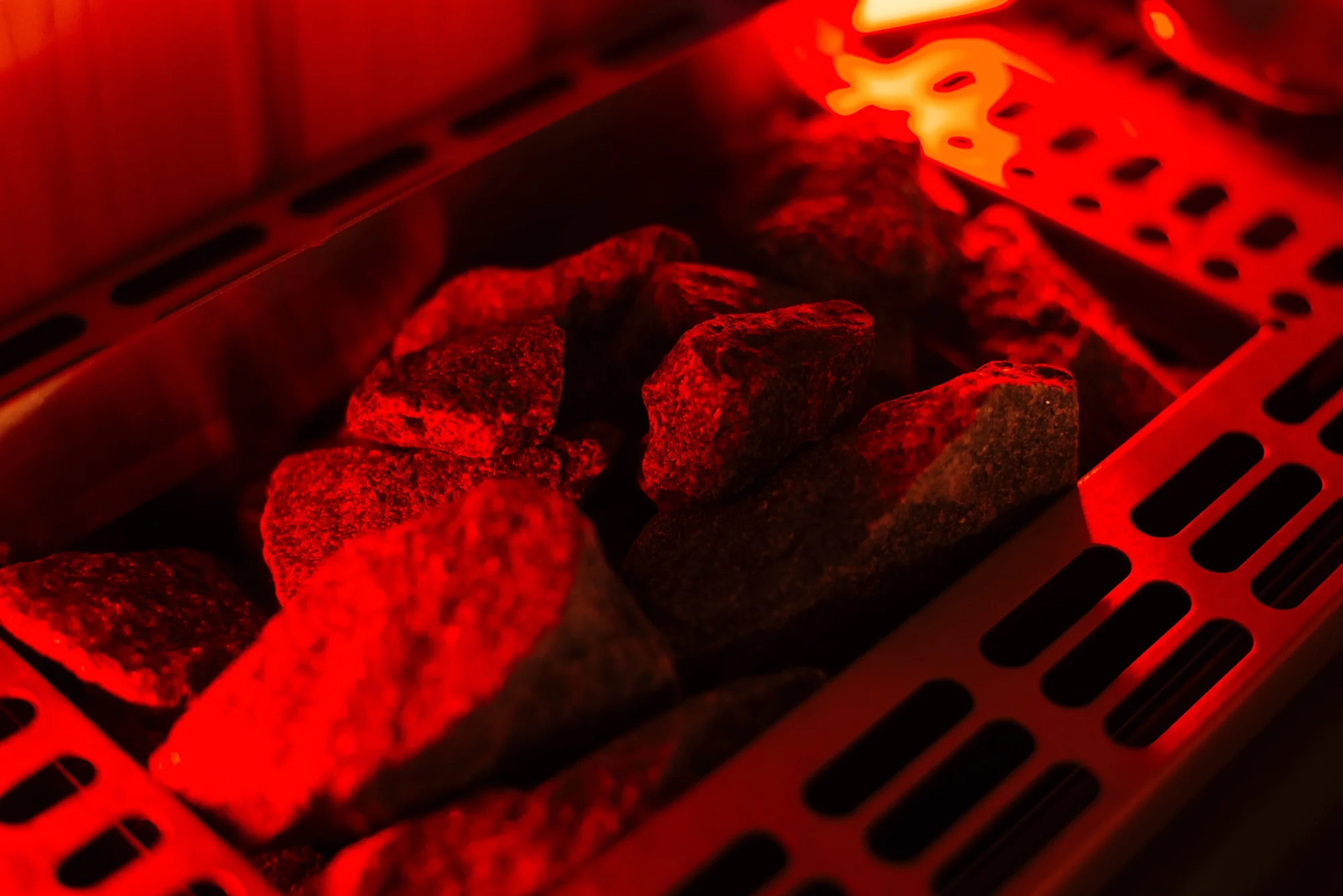 Relaxační energetická masáž i vstup do finské či biosauny s ochlazovací sprchou