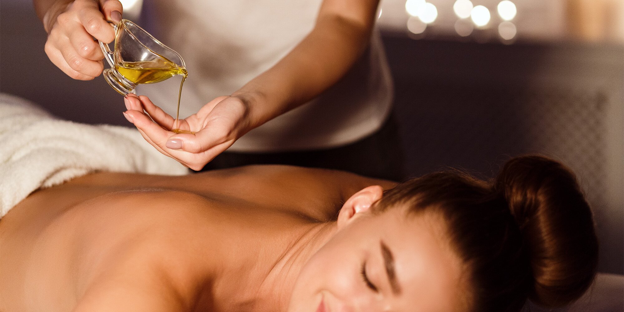 Celotělová olejová masáž: uvolnění těla i mysli, 60 min