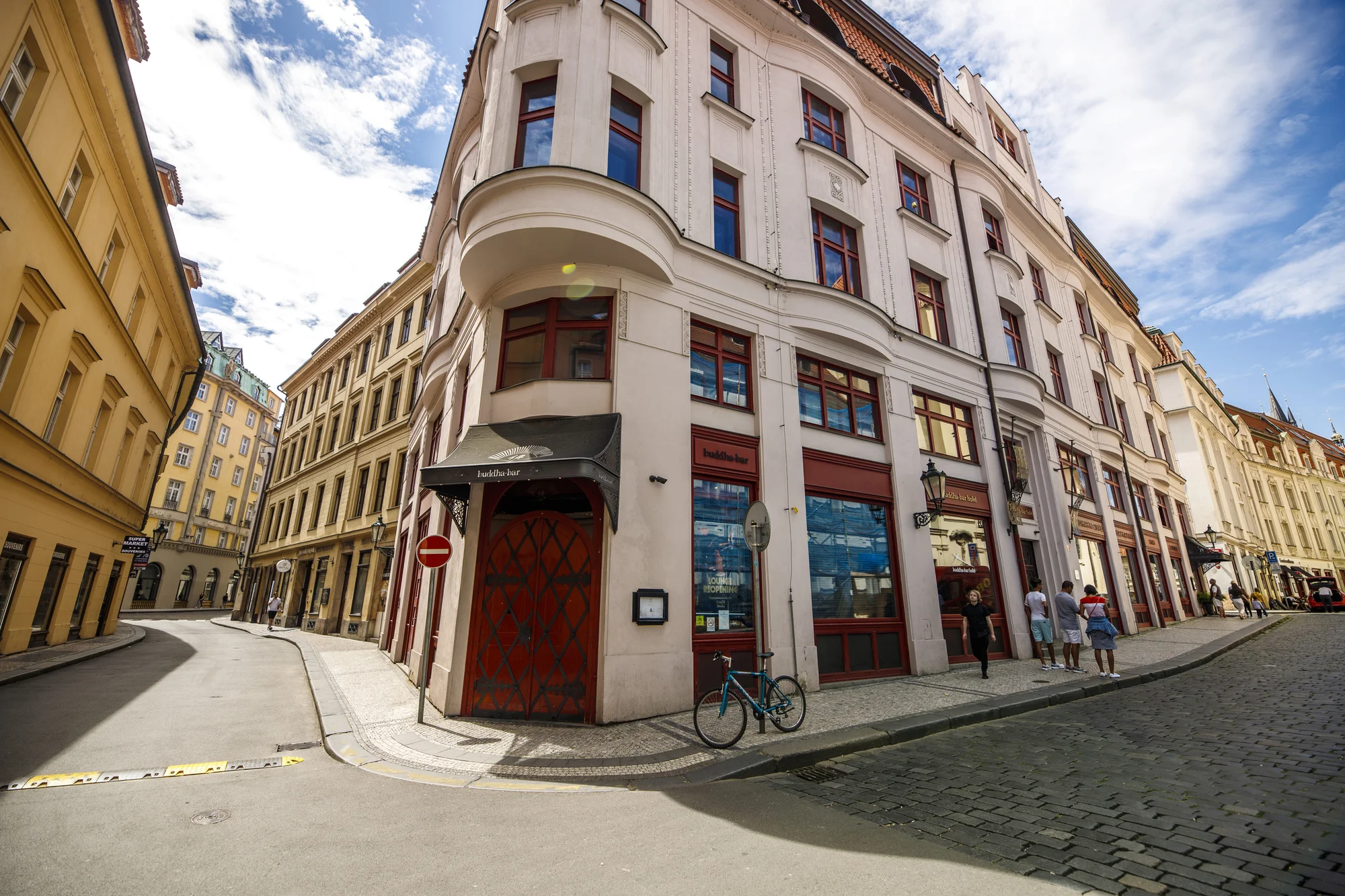 Buddha-Bar Hotel v centru Prahy: jedinečná atmosféra, luxusní pokoje a výjimečné snídaně