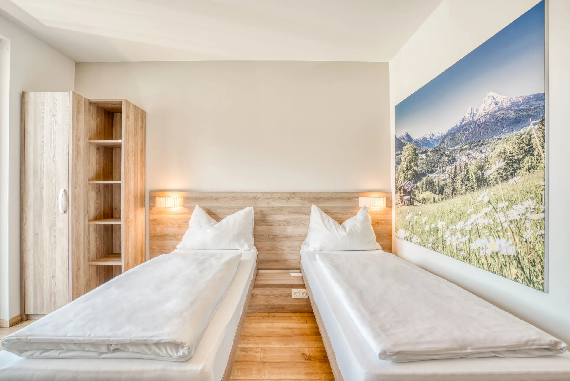 Dovolená v Kitzbühelských Alpách v Tyrolsku: krásný hotel se snídaní či polopenzí a relax zónou