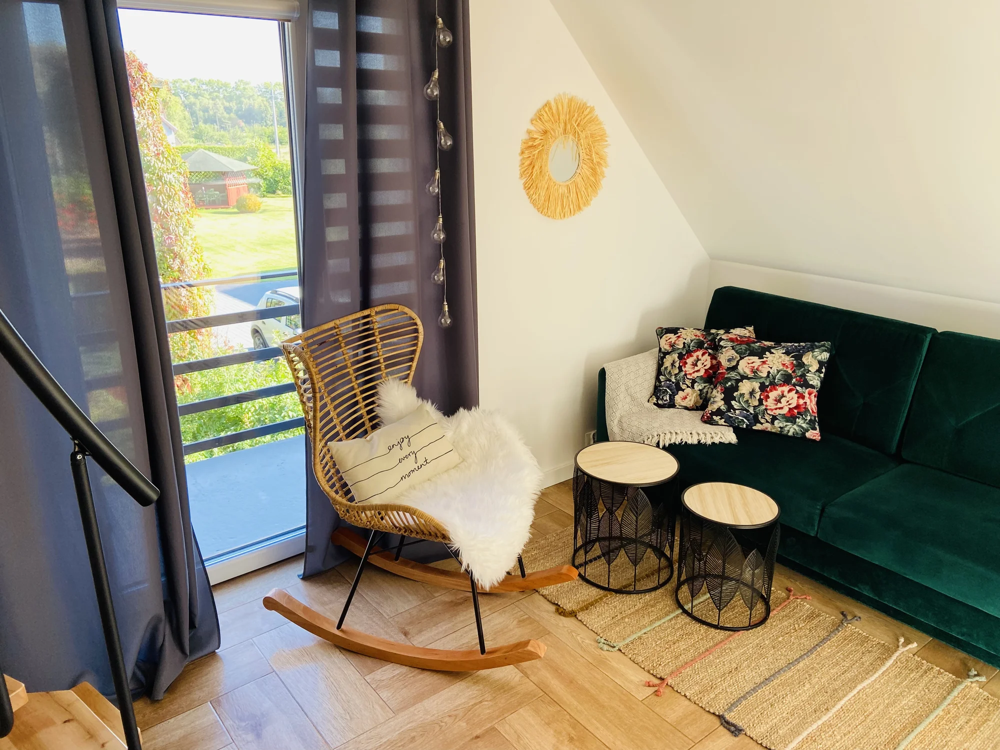 Vyhlášená pláž Leba a písečné duny: moderní apartmány pro celou rodinu, zahrada i balkon