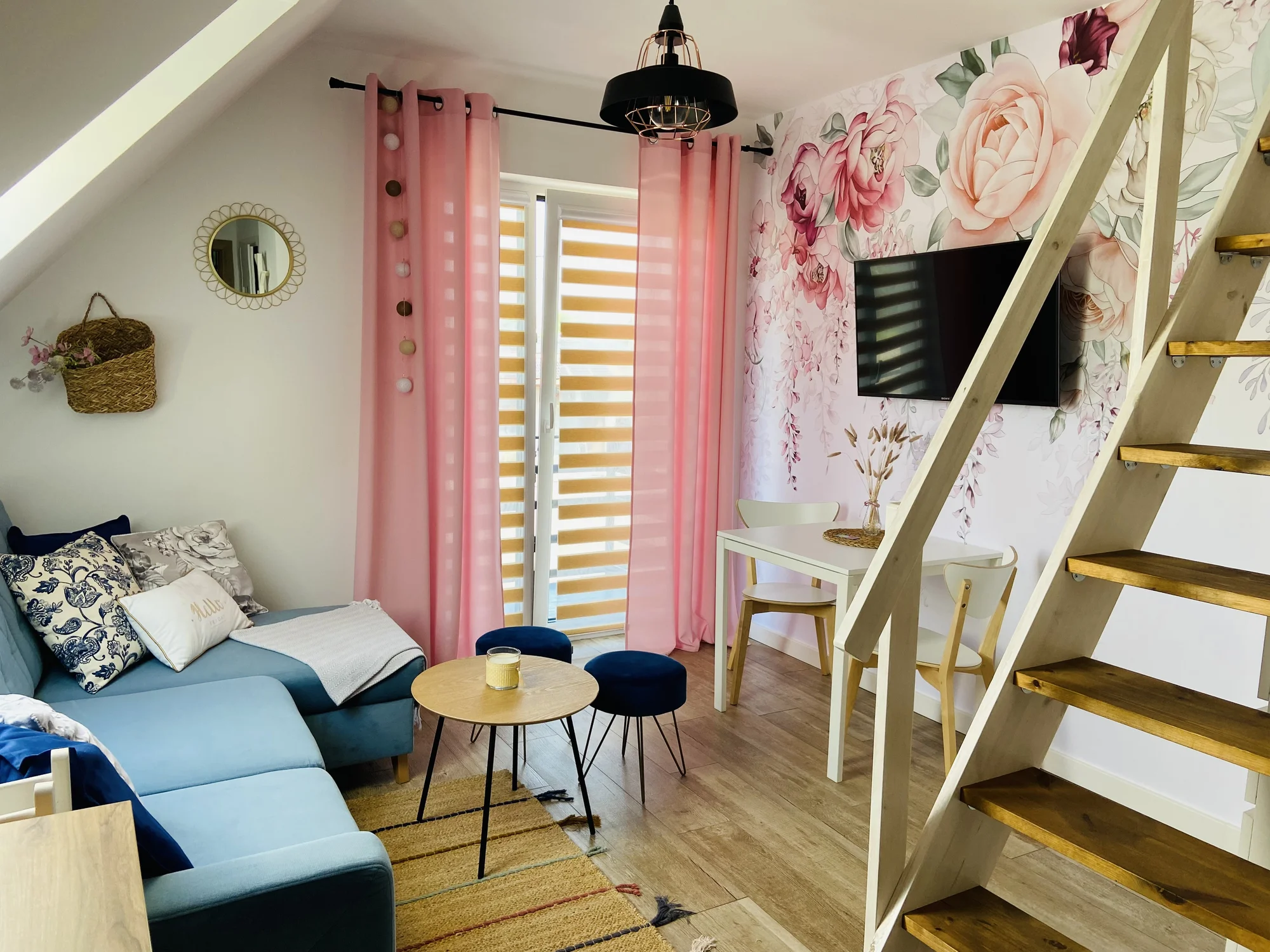 Vyhlášená pláž Leba a písečné duny: moderní apartmány pro celou rodinu, zahrada i balkon