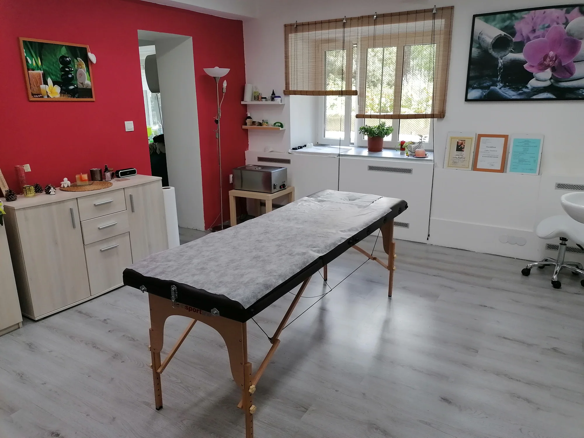 Dokonalý relax: Terapeutická masáž zad, šíje a krku s rašelinovým zábalem