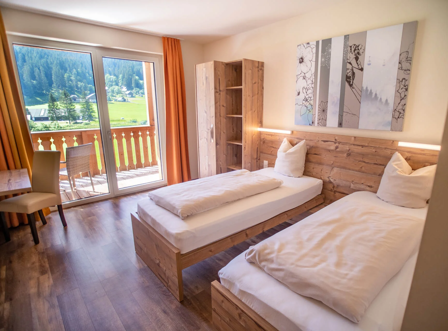 Dovolená v Alpách: moderní horský hotel COOEE alpin Dachstein se snídaní či polopenzí a saunami