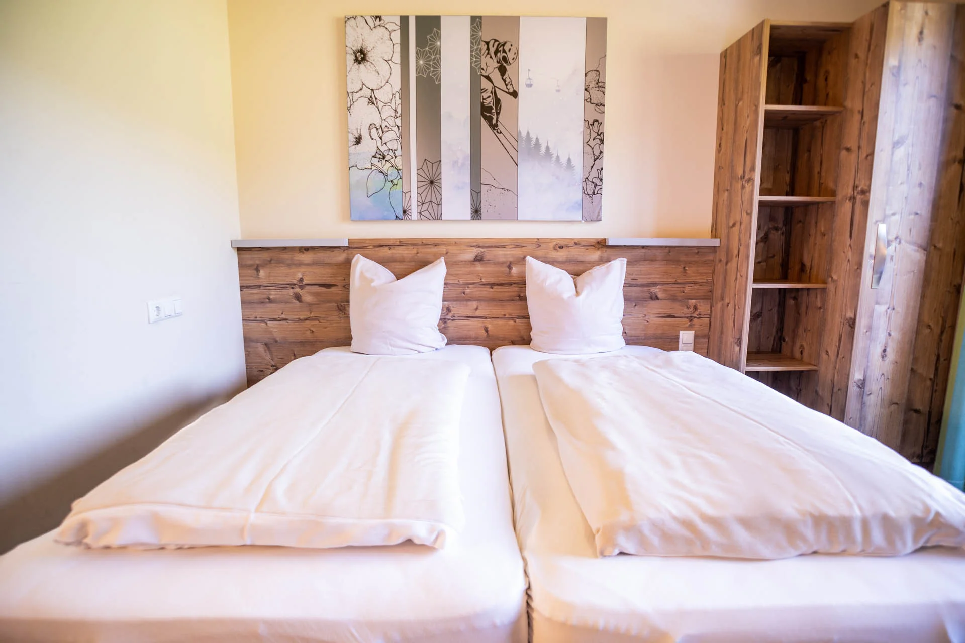 Dovolená v Alpách: moderní horský hotel COOEE alpin Dachstein se snídaní či polopenzí a saunami