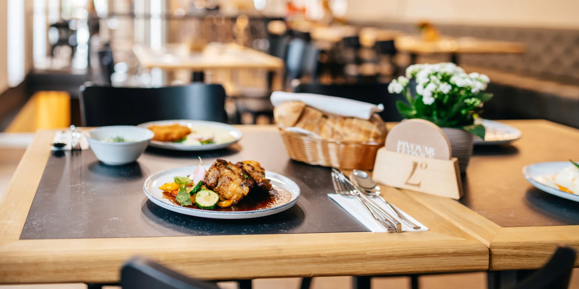 Luxusní resort s pivovarem v centru Lednice: snídaně, na výběr i vířivka či pivní lázeň