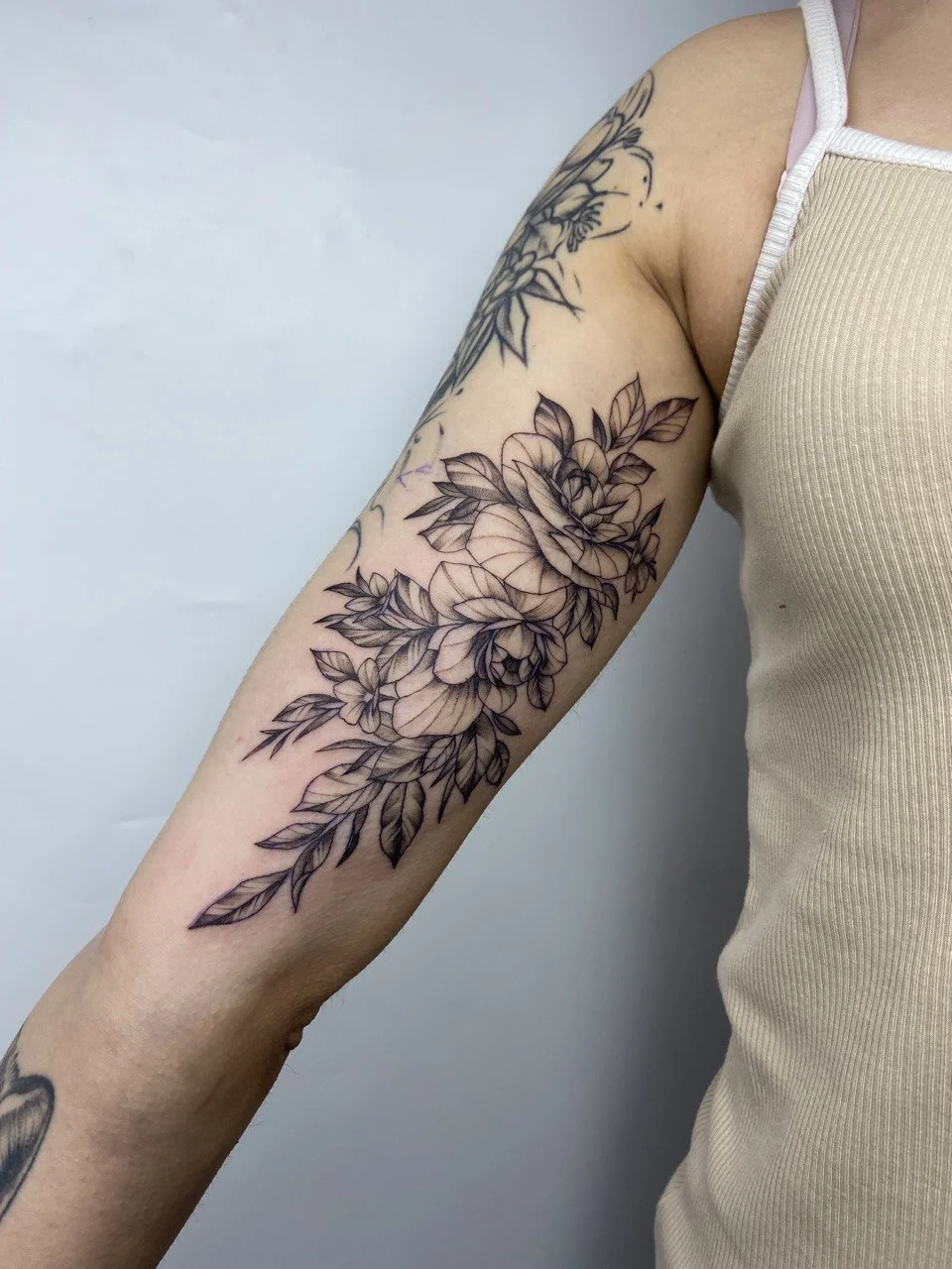 1 500 či 3 500 Kč na cokoliv v tetovacím studiu Vean Tattoo: piercingy, náušnice, šperky, tetování, prostředky na hojení