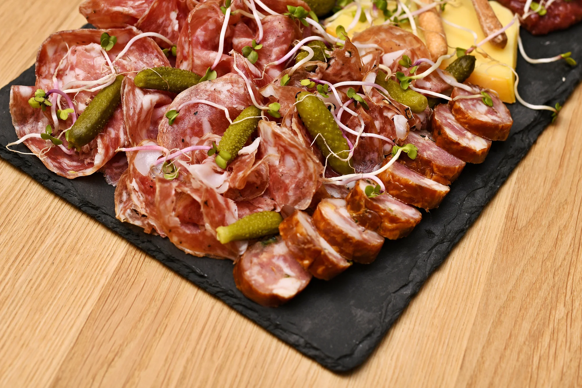 Speciální degustace vína a tapas ve WineList v Karlíně pro 2 osoby