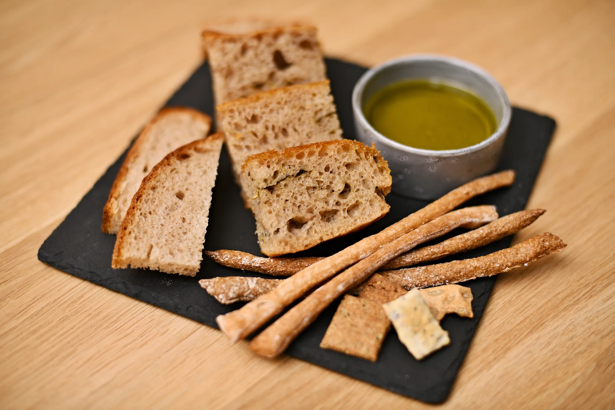 Speciální degustace vína a tapas ve WineList v Karlíně pro 2 osoby