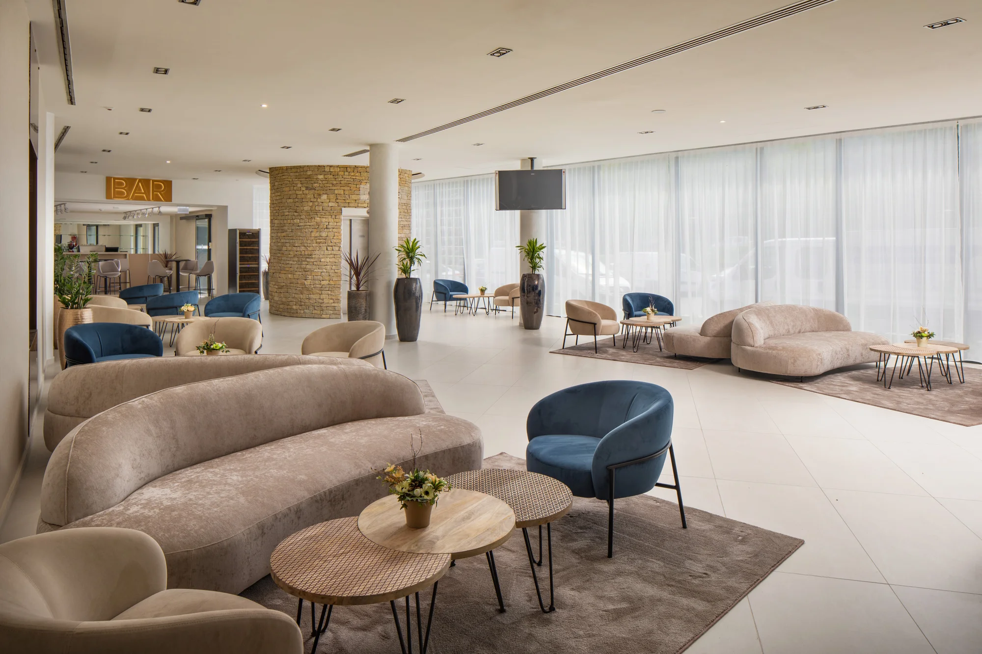 Krásný hotel v Šoproni: polopenze, wellness a poukaz na procedury, dítě zdarma