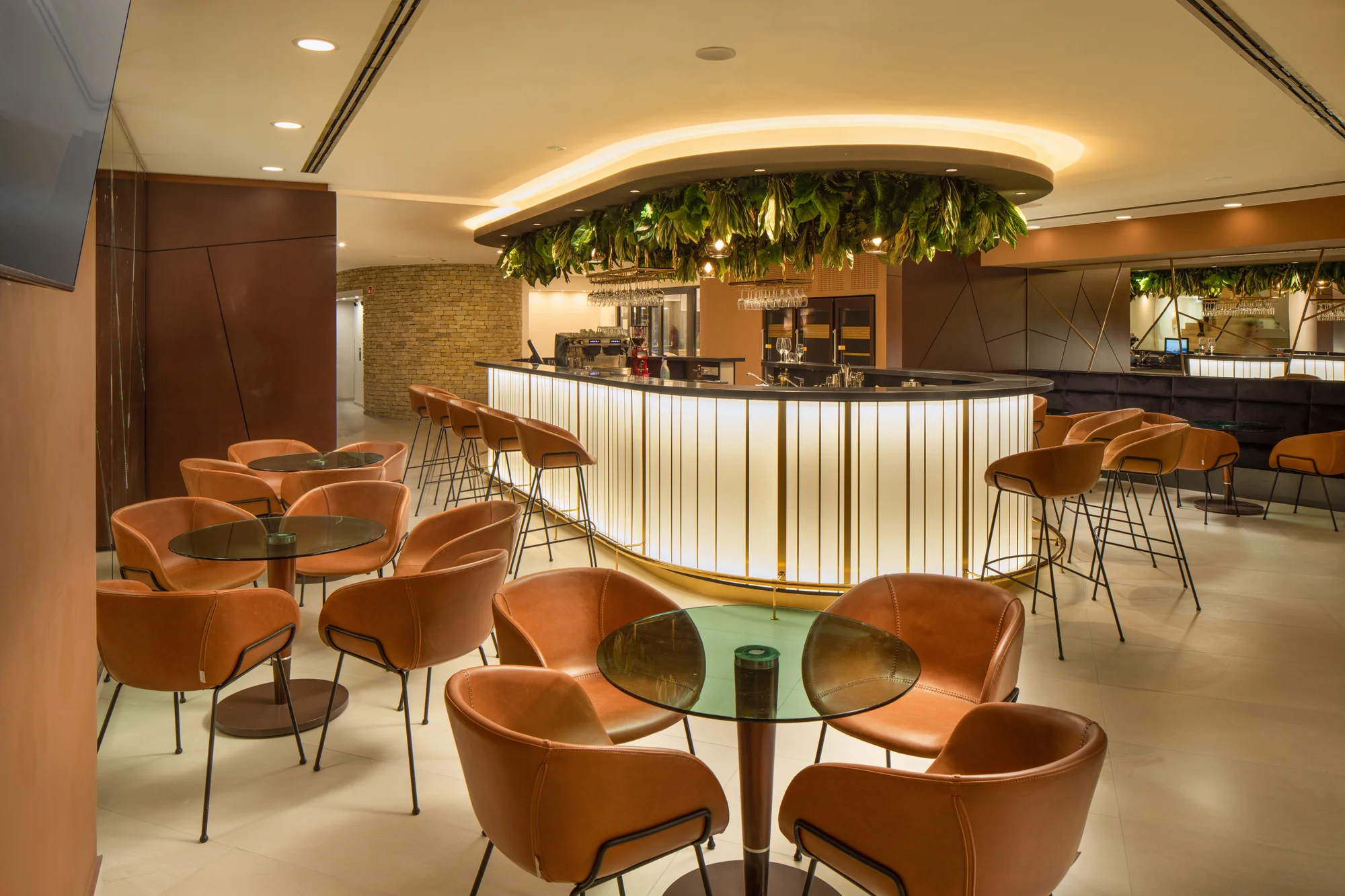 Krásný hotel v Šoproni: polopenze, wellness a poukaz na procedury, dítě zdarma