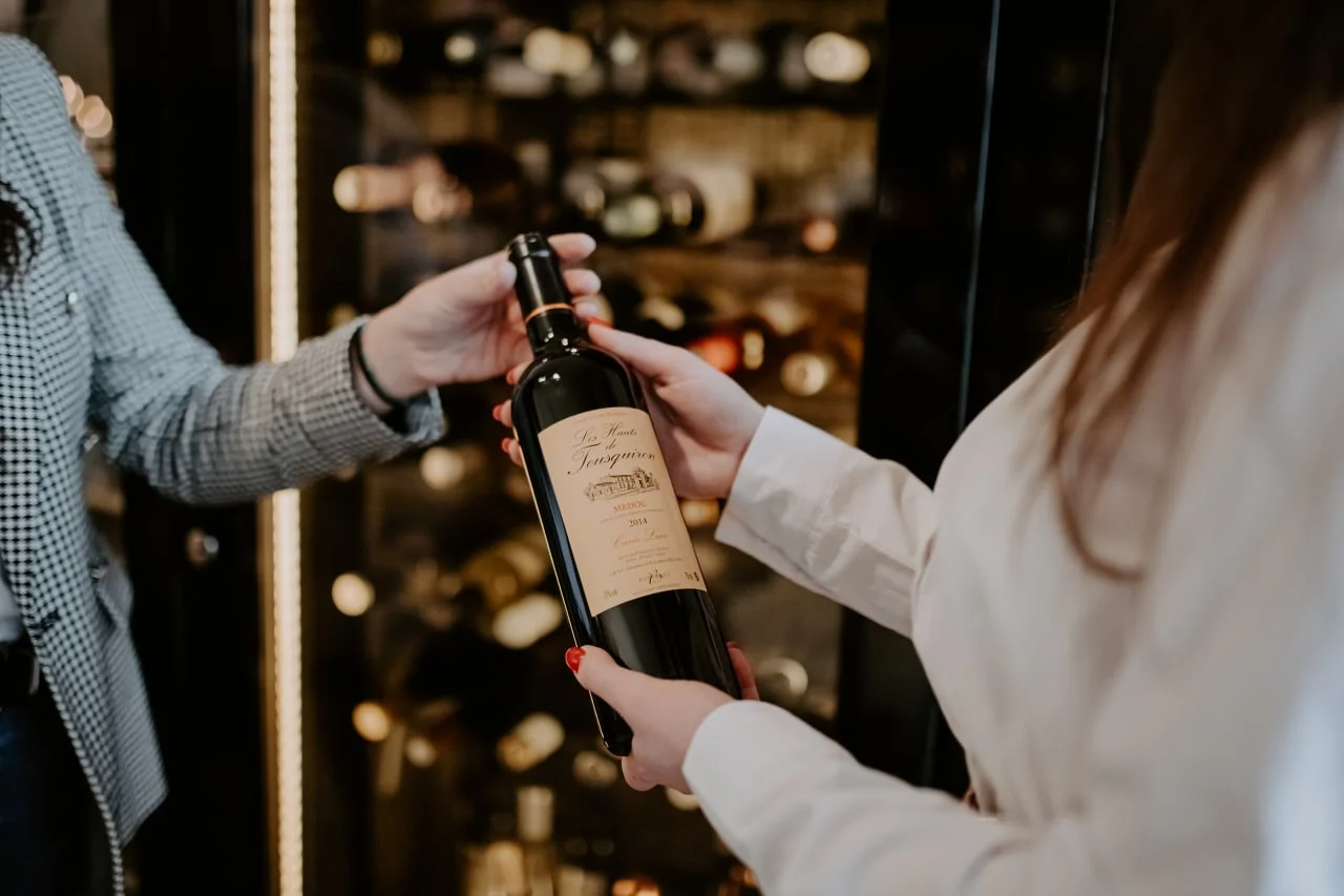 Otevřený voucher až na 2000 Kč na cokoliv ve francouzské vinárně Santé