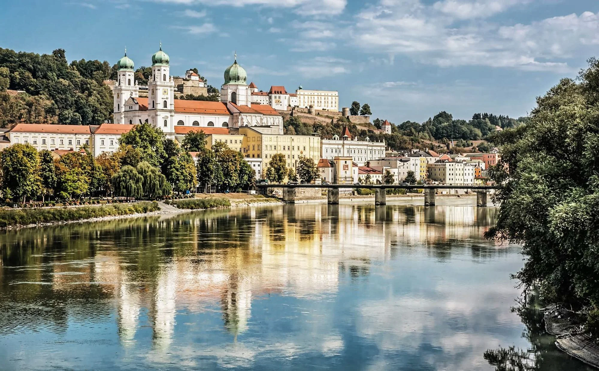Dolní Bavorsko s neomezeným wellness a polopenzí: 3 druhy sauny, vyhřívaný bazén i welcome drink