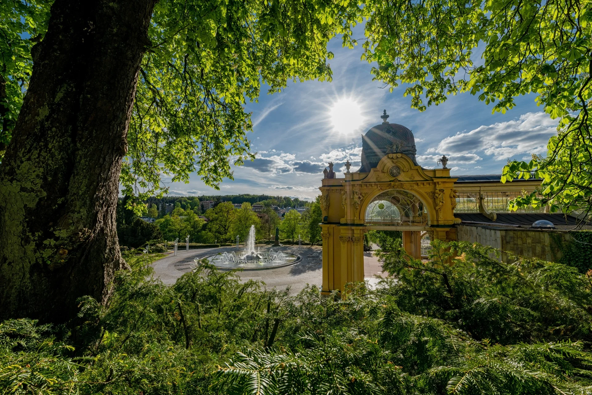 4* luxusní hotel v centru Mariánských lázní: polopenze, neomezený wellness i procedury