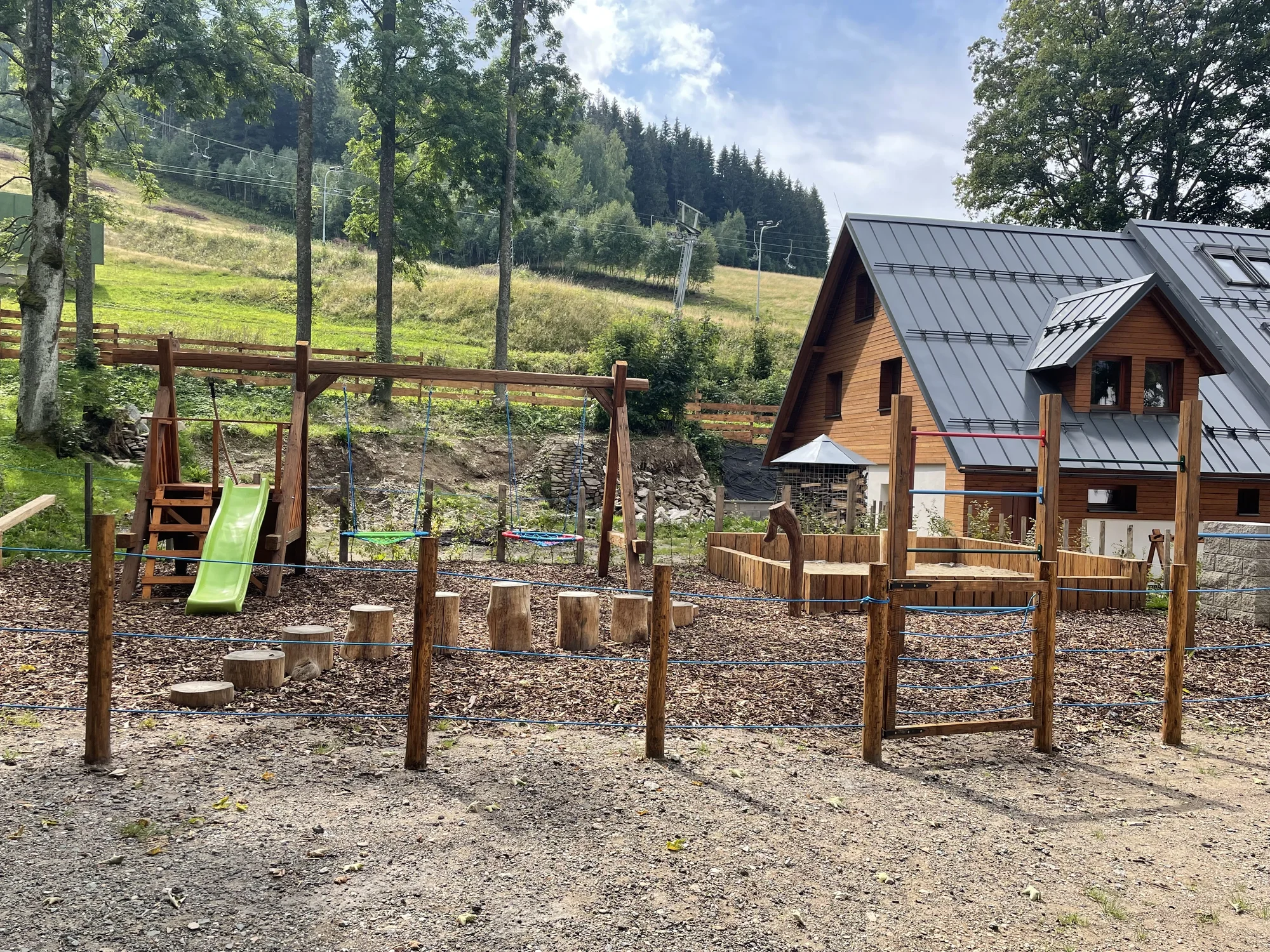 Pohodová dovolená v Orlických horách: ubytování až pro 4 osoby, snídaně
