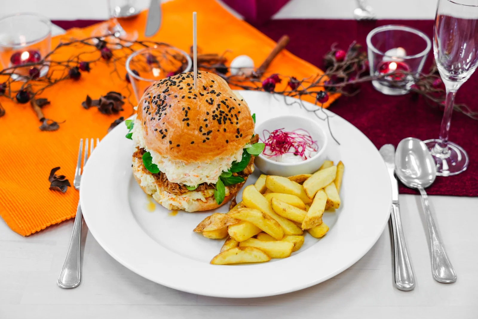 Burger, palačinka s borůvkami a balení místních perníčků pro dva i rodinu