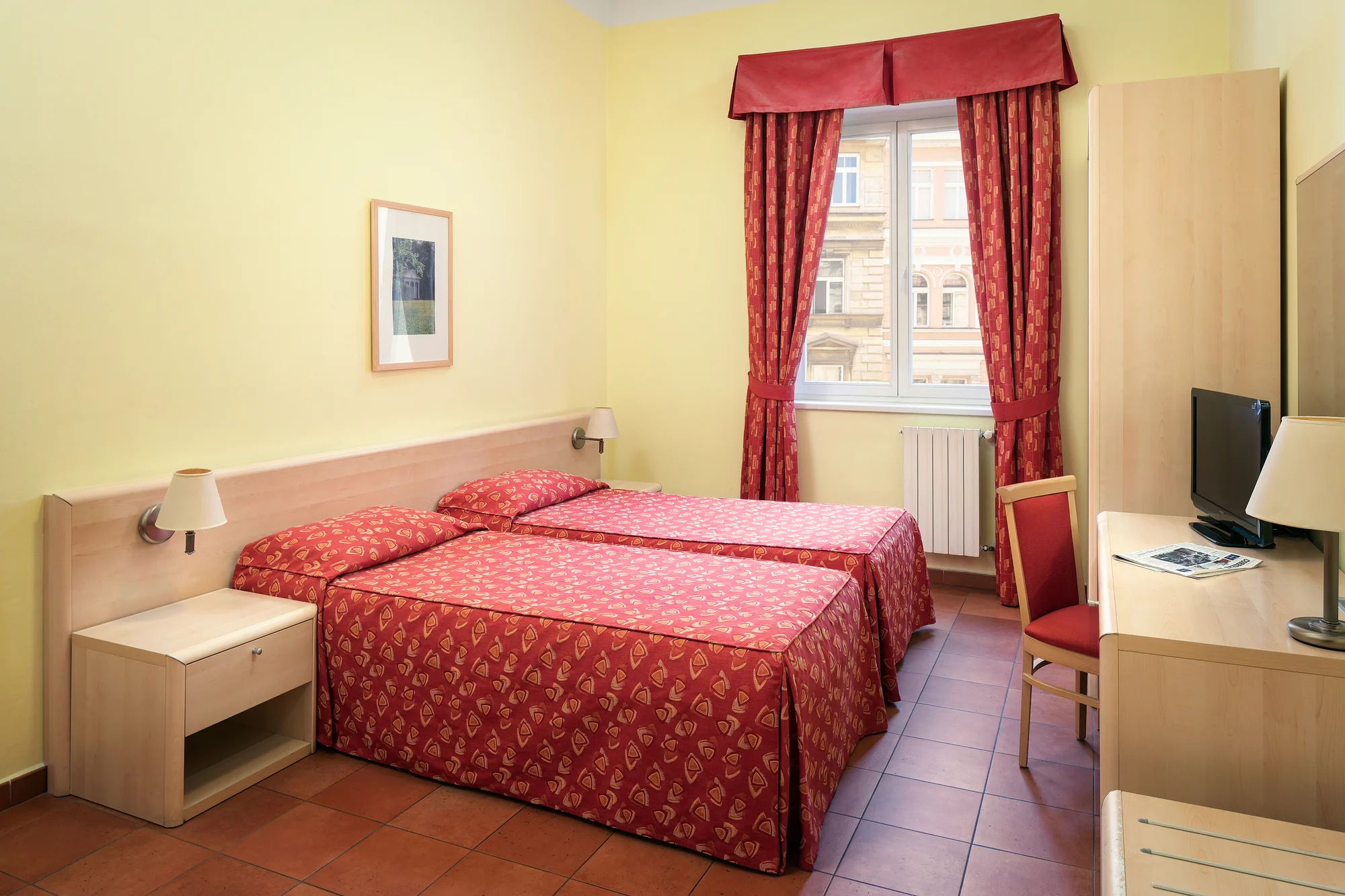 Ubytování v hotelu se snídaní v centru Prahy: 6 min pěšky od Národky, 10 min od Václaváku