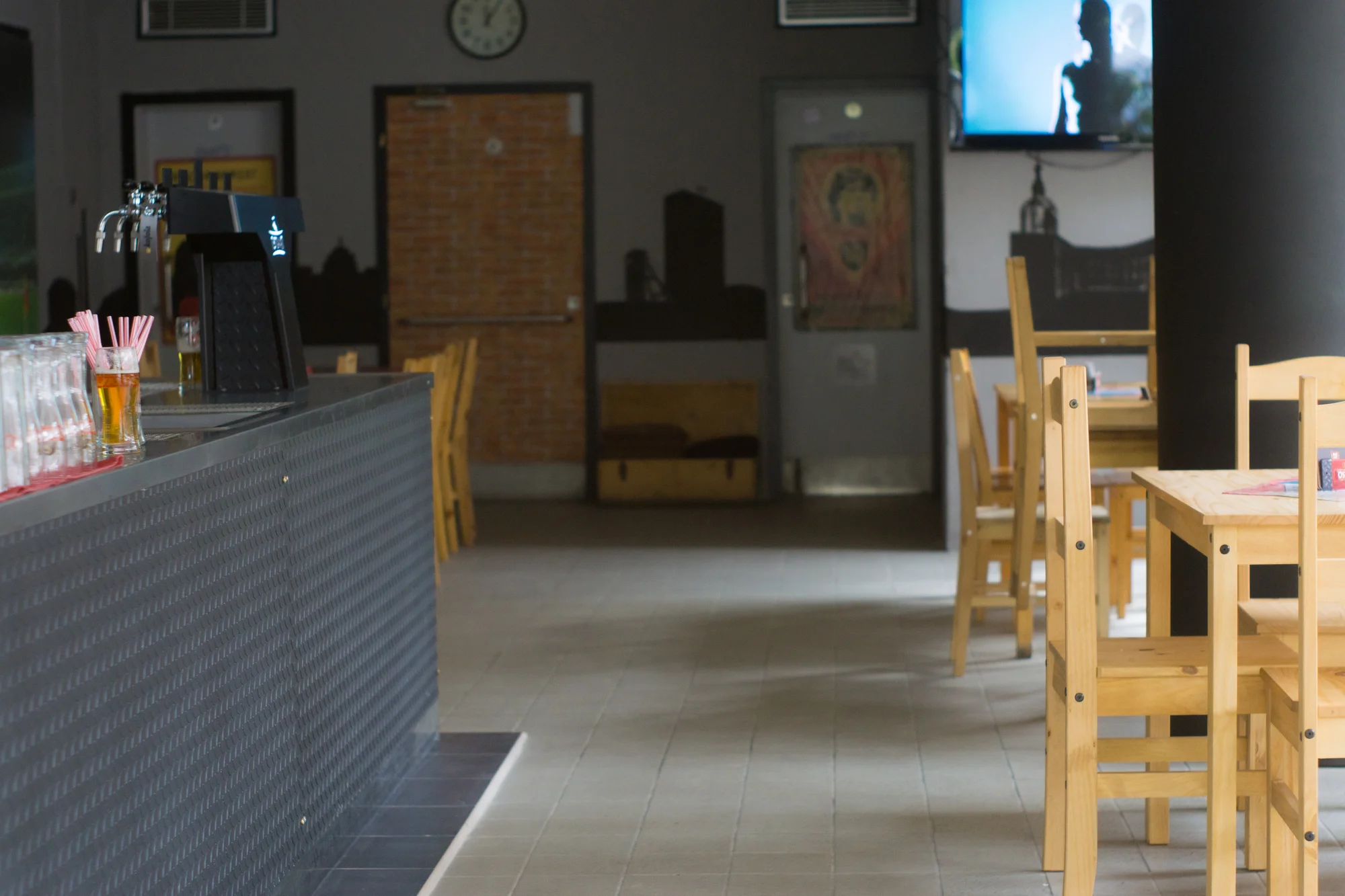 Jedna nebo dvě pizzy o průměru 33 cm podle výběru ze 17 druhů