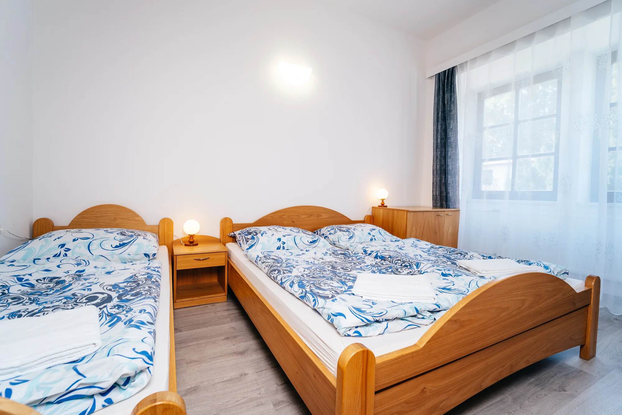 Pobyt se snídaní v rekreačním středisku u Třeboně: pokoje či apartmány až pro 5 osob