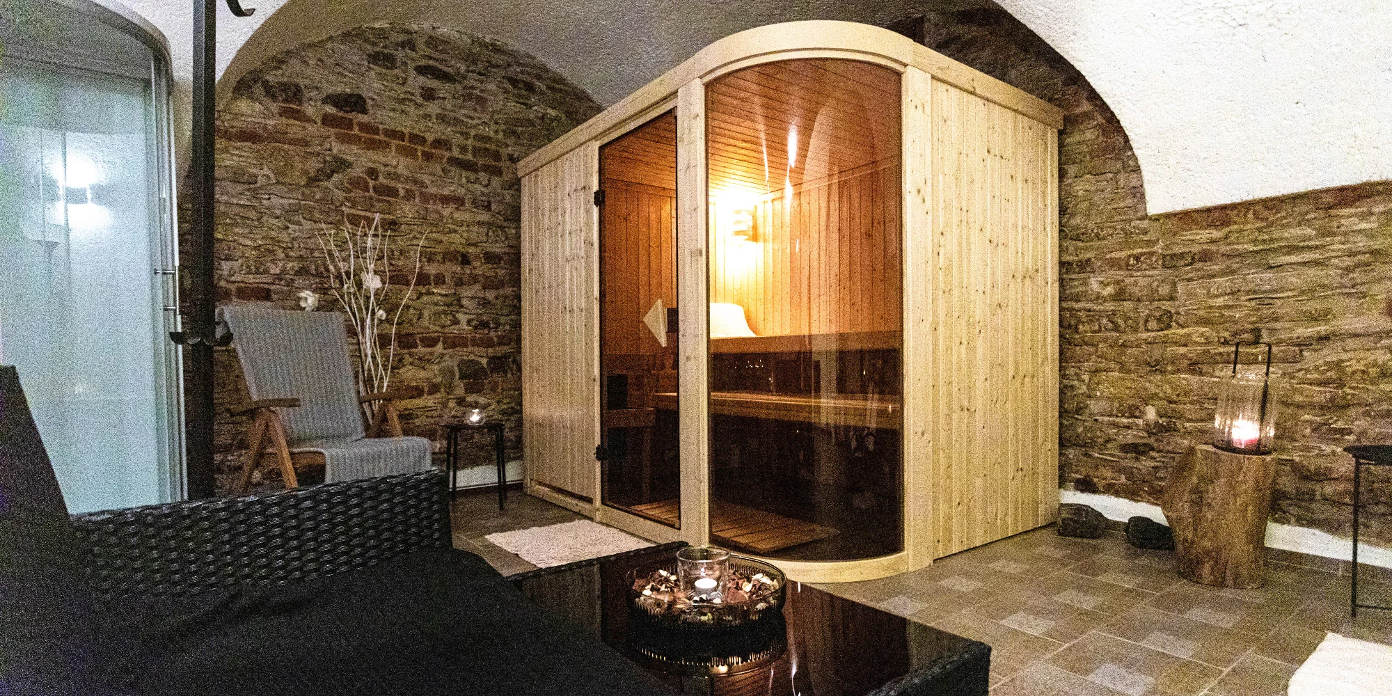 Královský pobyt v srdci Poděbrad: ubytování se snídaní nebo i masáží či wellness