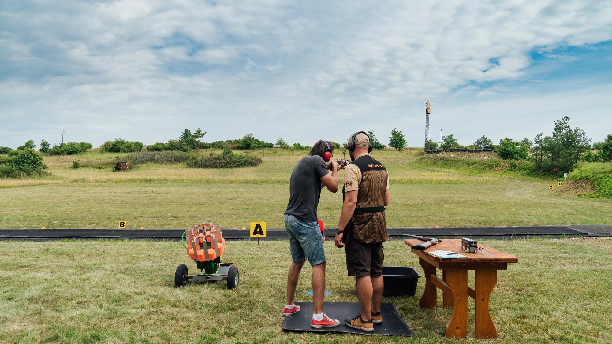 Sportovní střelba na asfaltové terče pod dohledem profesionálního instruktora pro 1 či 2 osoby