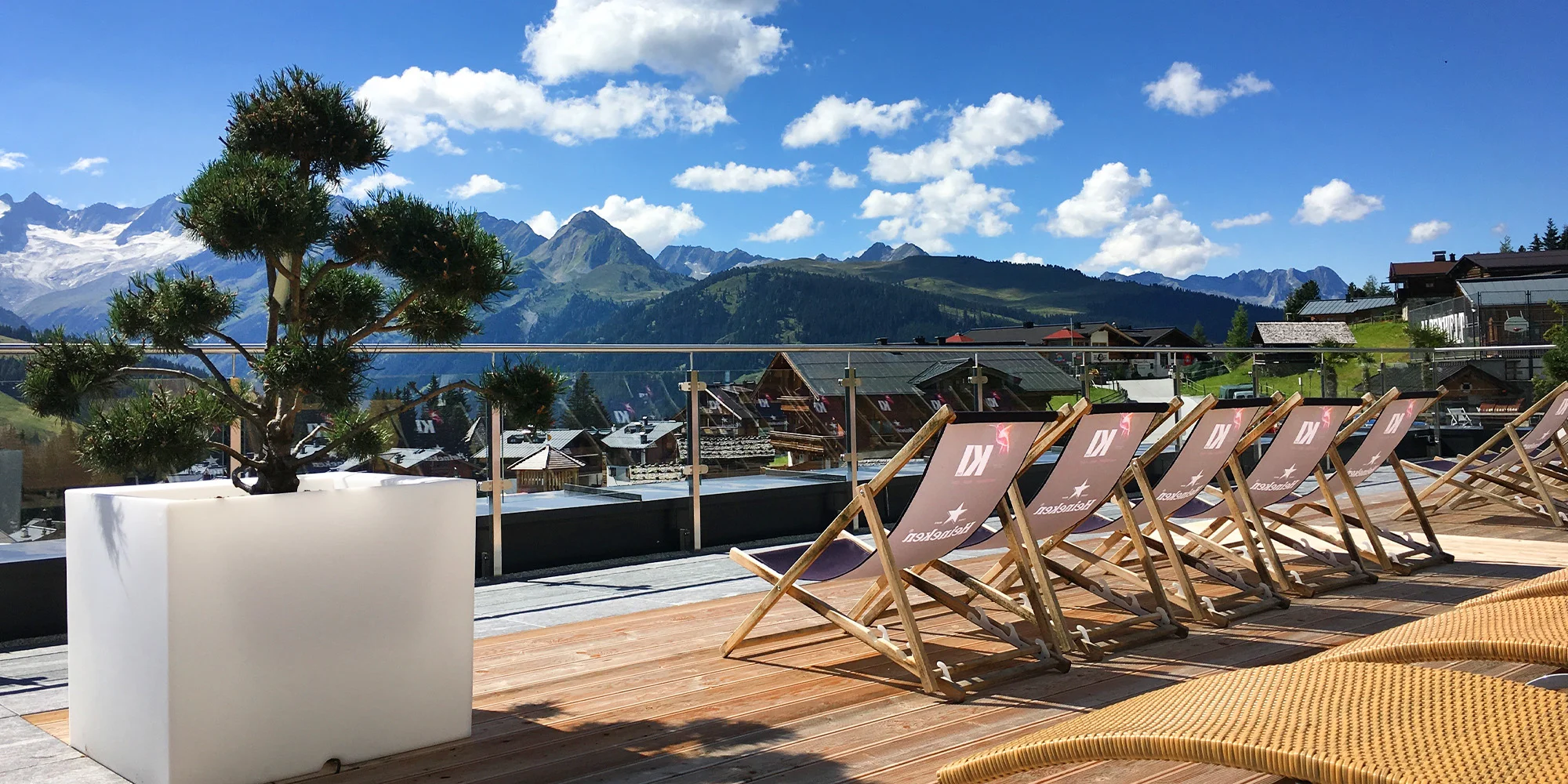 Alpský resort přímo u Zillertal Areny: polopenze, neomezený wellness, vybavení pro rodiny i karta výhod