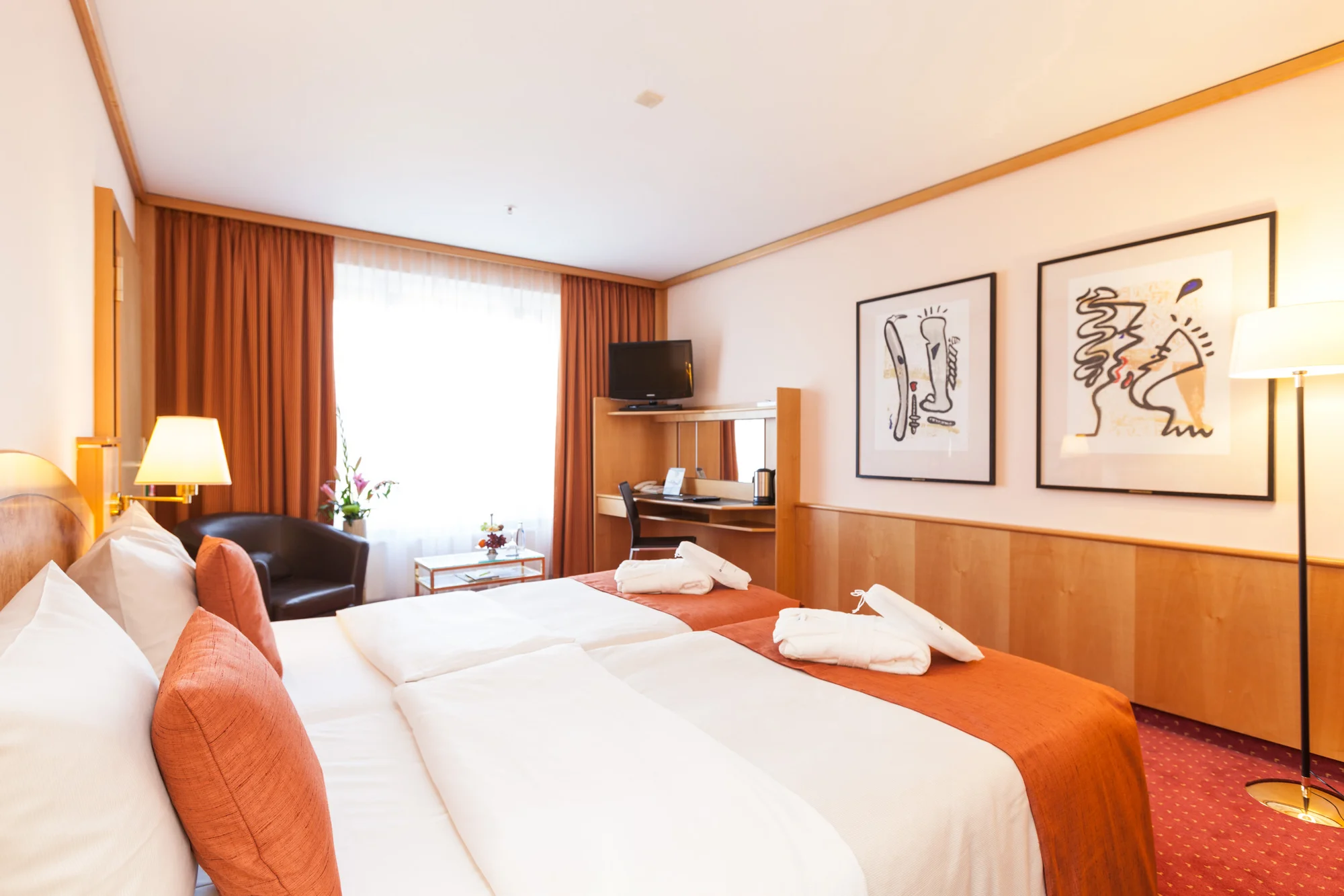 4* hotel v centru Berlína: snídaně, wellness, currywurst i pivo a voda na každý den