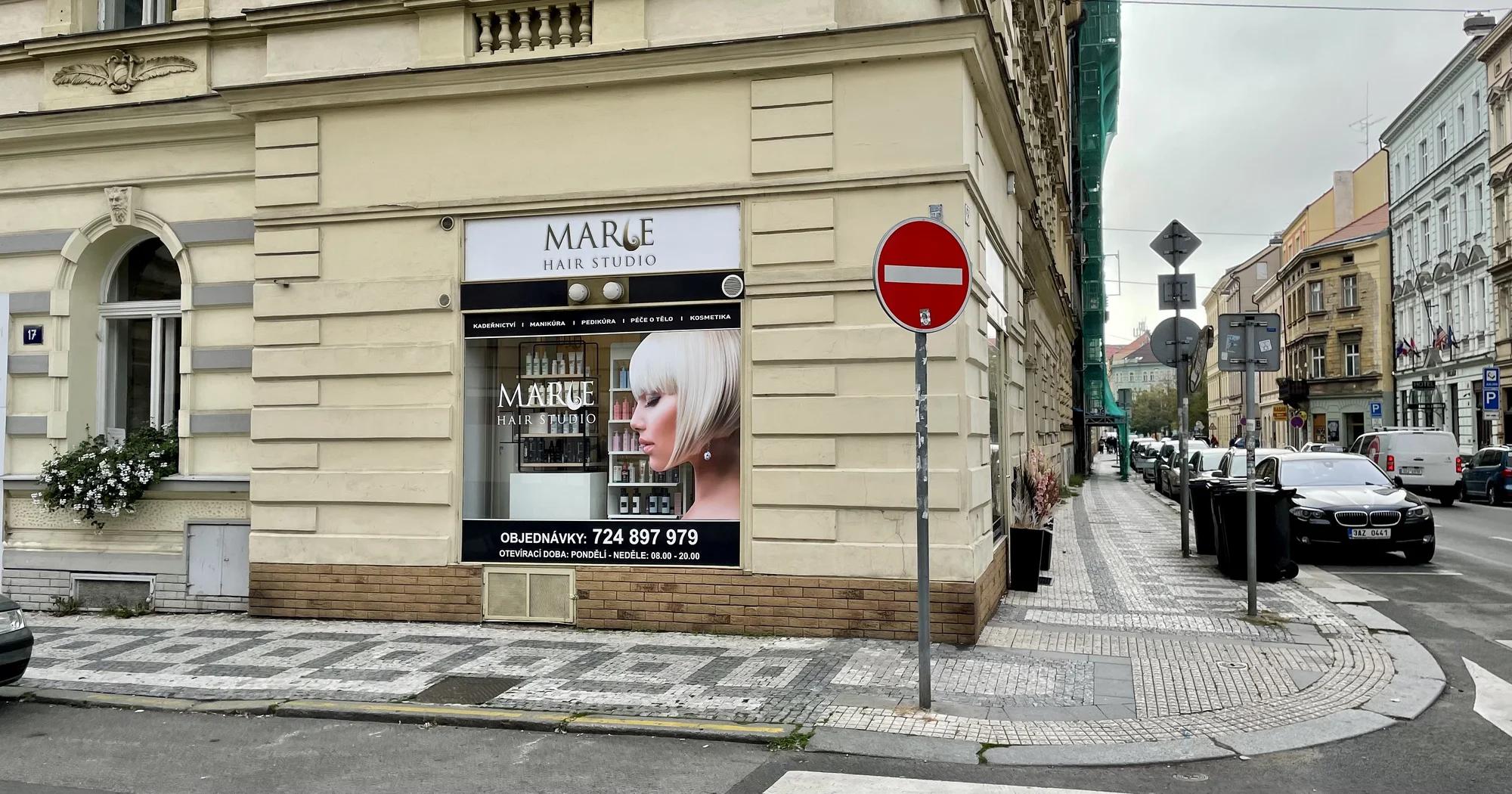 Moderní dámský i pánský střih se stylingem i masáží