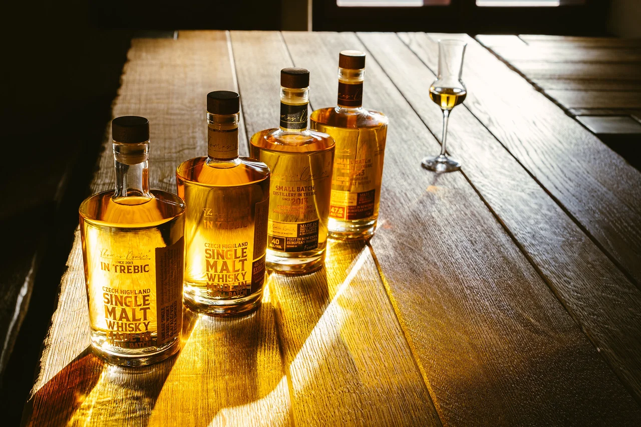 Degustace whisky s tapas a kávou pro dva: 8 vzorků od Thomas Dyntar distillery