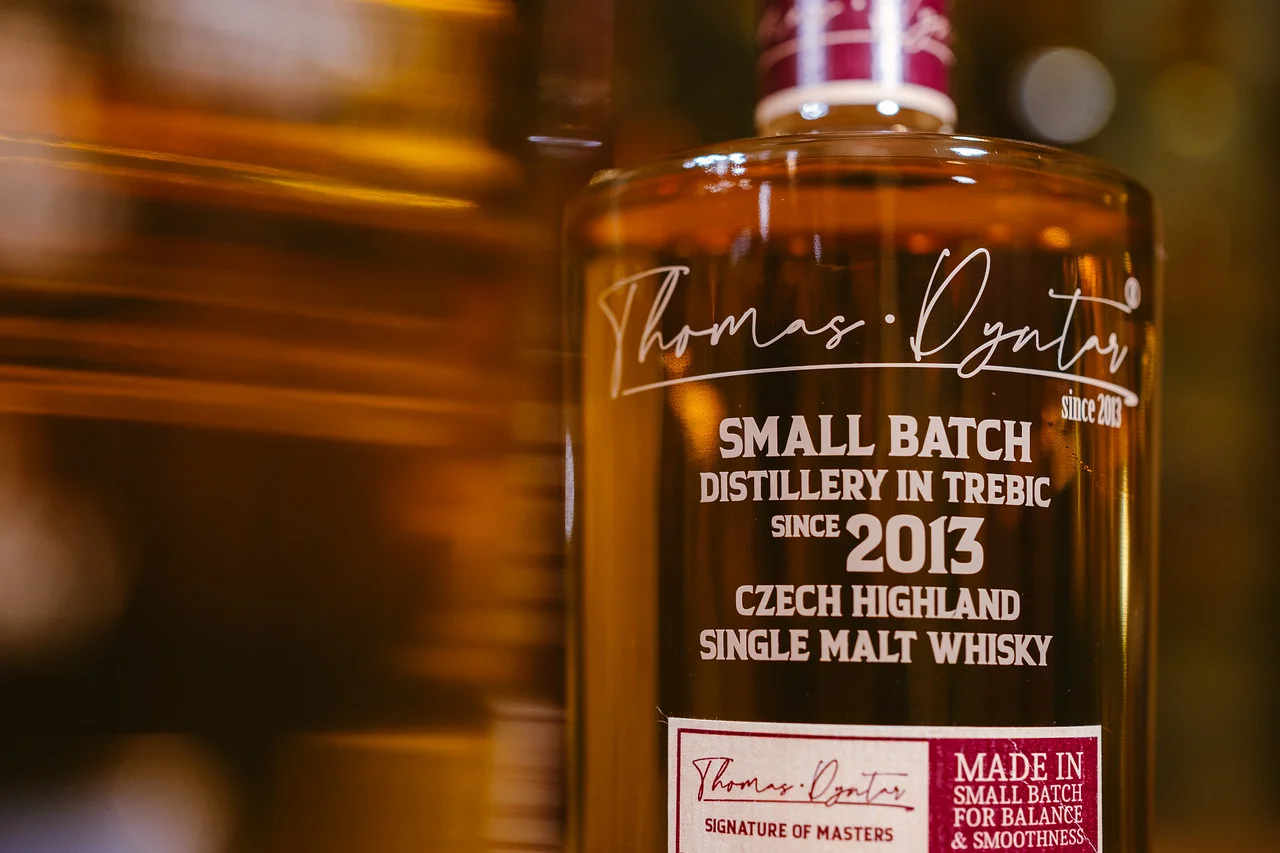 Degustace whisky s tapas a kávou pro dva: 8 vzorků od Thomas Dyntar distillery