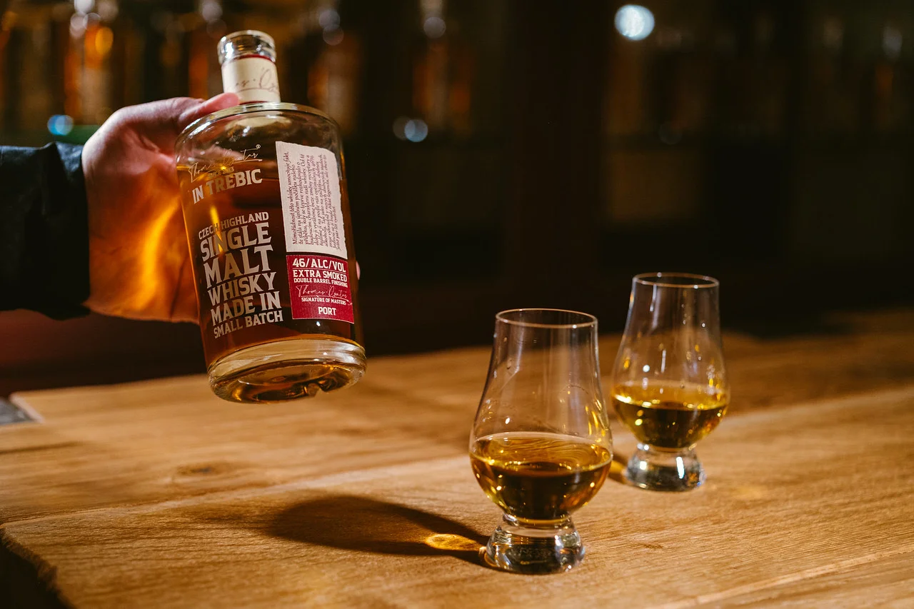 Degustace whisky s tapas a kávou pro dva: 8 vzorků od Thomas Dyntar distillery