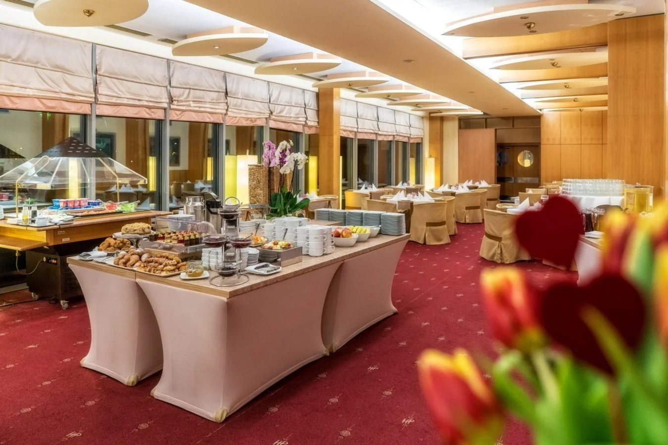 4* pobyt u centra Vratislavi: hotel přímo u Odry, snídaně i sauna, akce 2 děti zdarma
