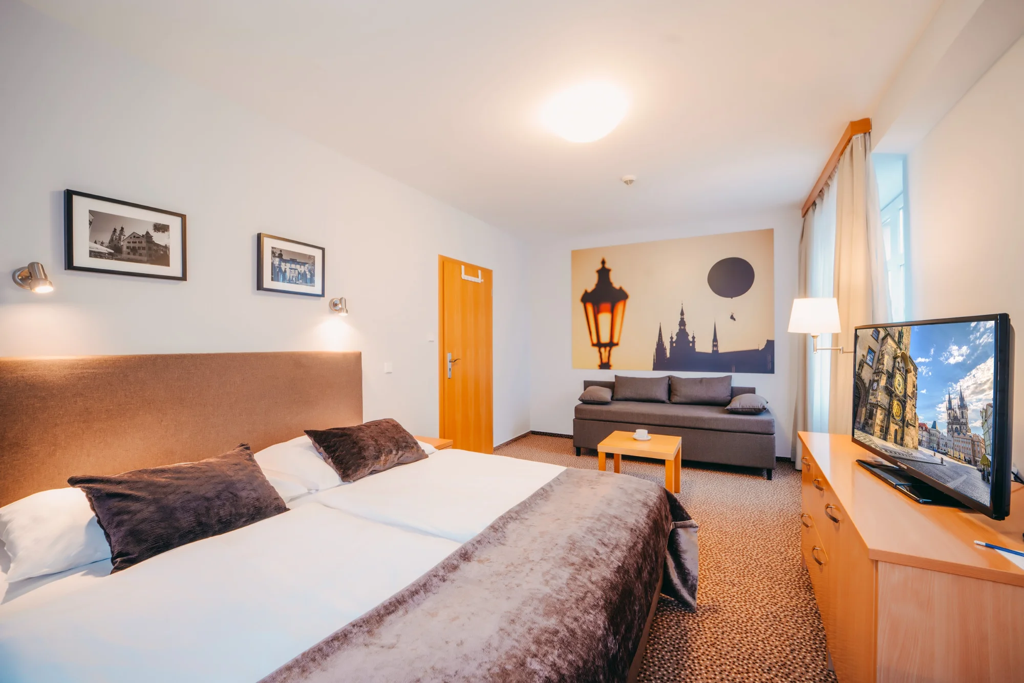 4* pobyt v Praze pro dva: jedna noc i celý týden, snídaně, wellness i fitness