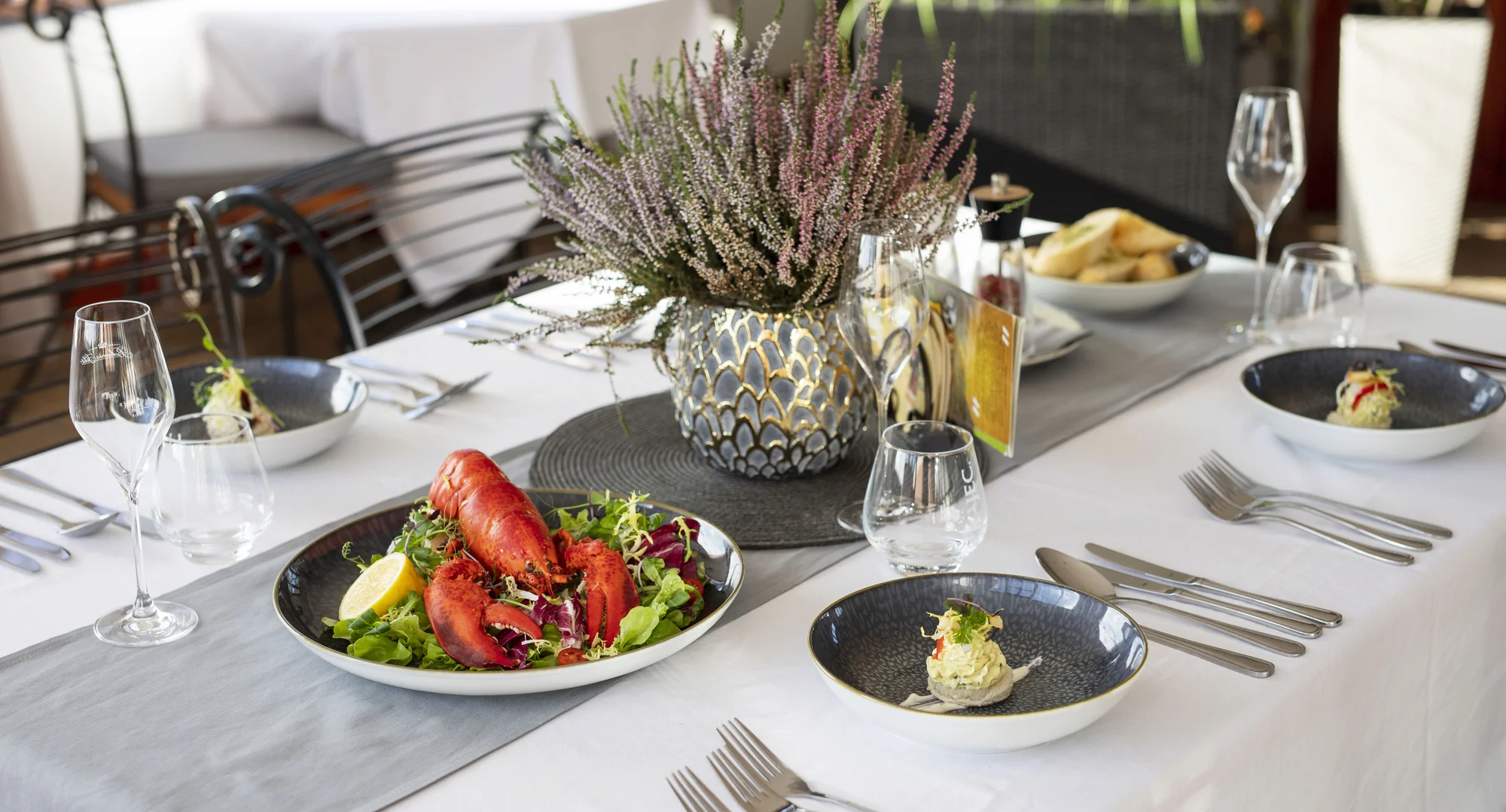 Degustační menu s humřími specialitami: prosecco, předkrm, humr na různé způsoby a dezert