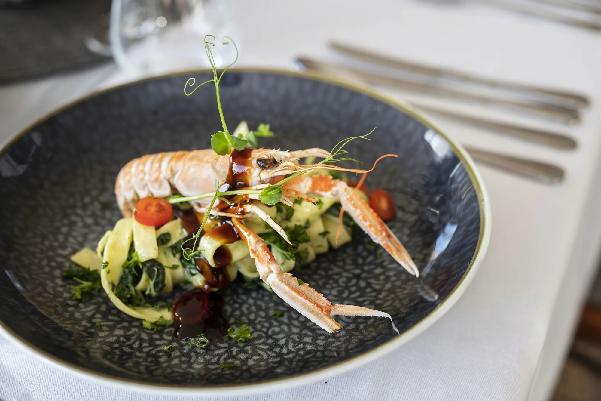 Degustační menu s humřími specialitami: prosecco, předkrm, humr na různé způsoby a dezert