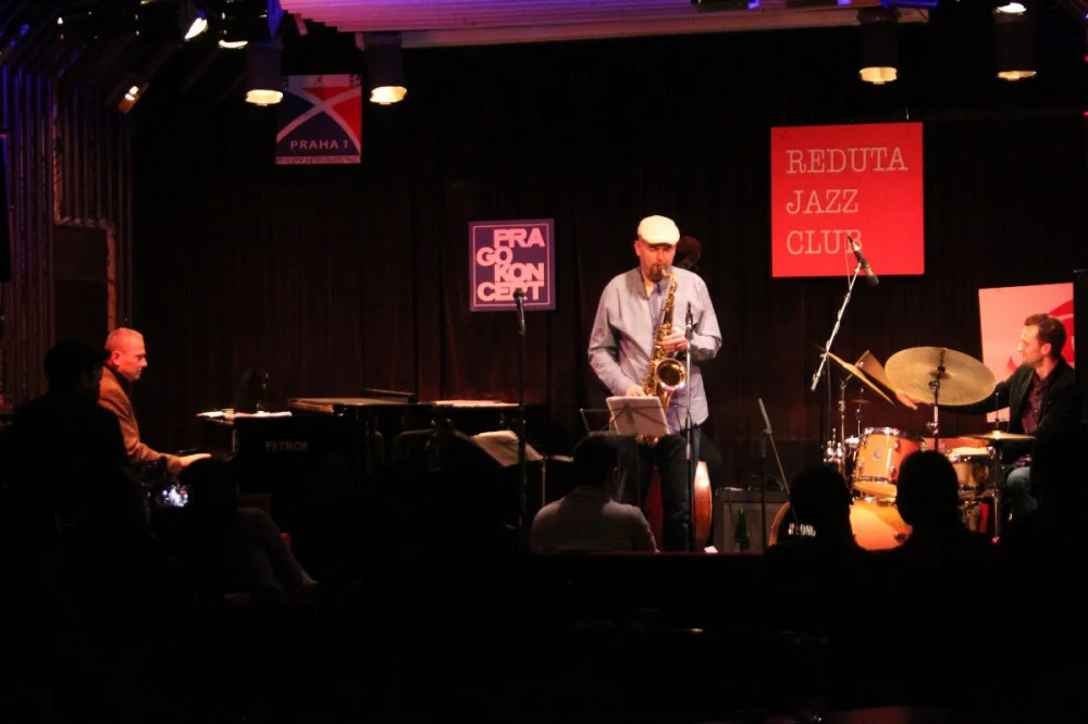 Dárkový poukaz v hodnotě 1000 Kč na jakýkoli koncert v Jazz Clubu Reduta: koncerty pro rok 2025