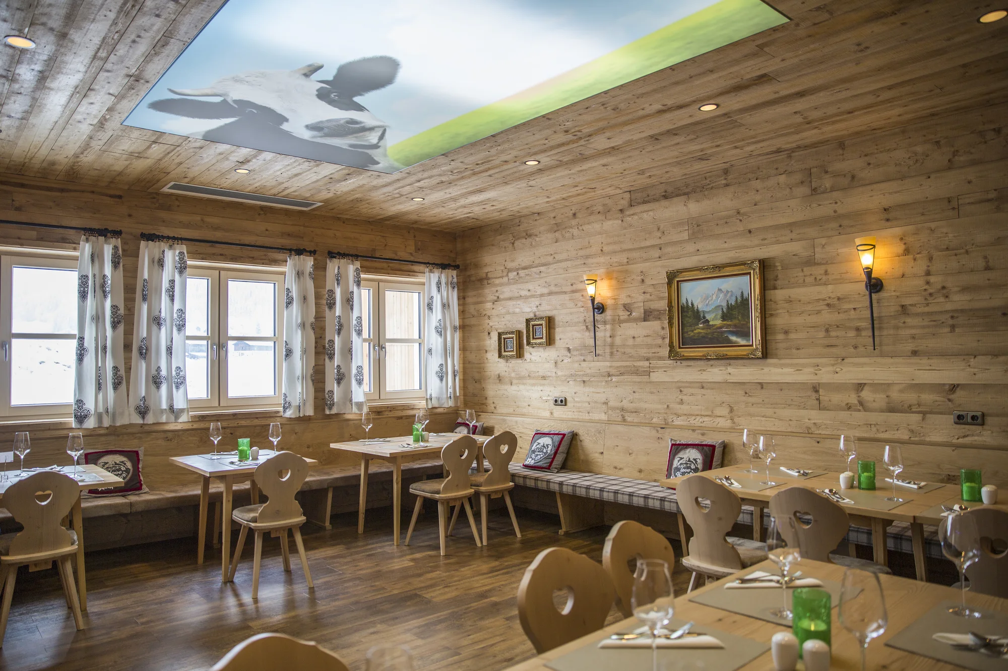 Dovolená v Alpách: moderní horský hotel COOEE alpin Dachstein se snídaní či polopenzí a saunami