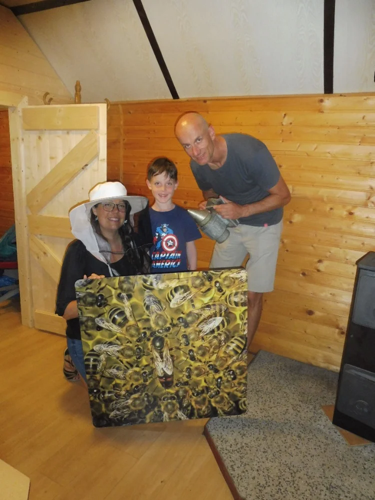 Úniková hra ve včelím světě: netradiční hádanky pro dva i partu přátel